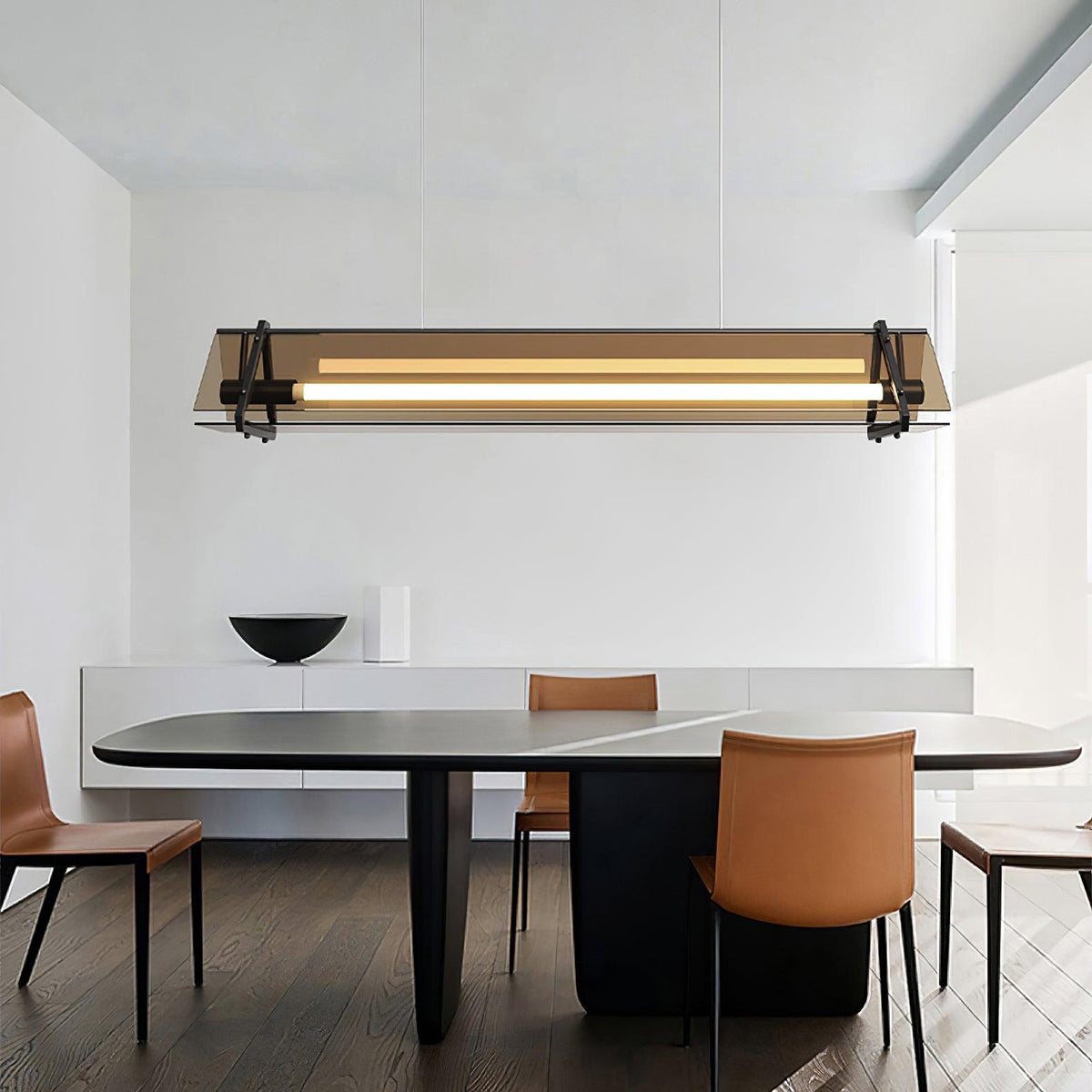 Carven Glass Minimalistic Pendant Light