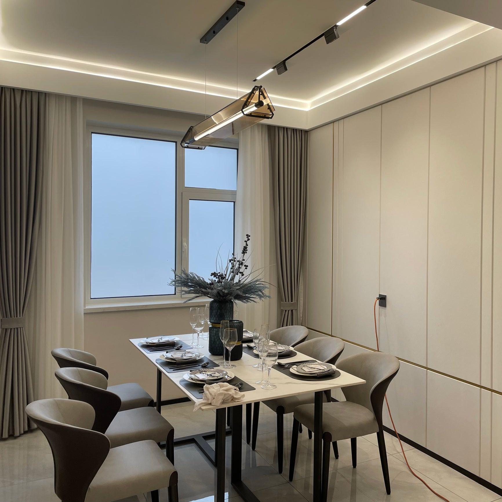 Carven Glass Minimalistic Pendant Light