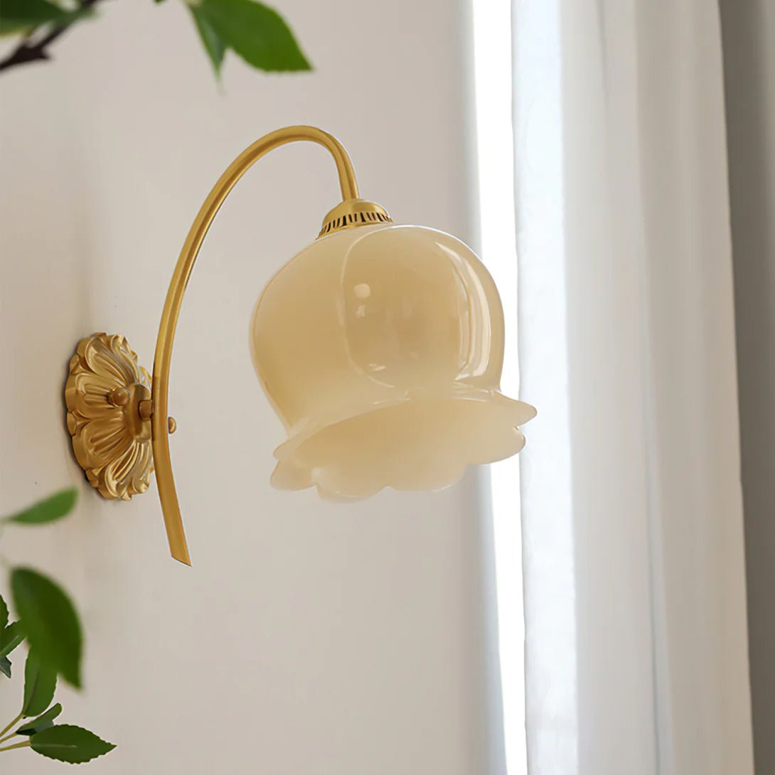 Dazell Art Flower Brass Resin Wall Lamp