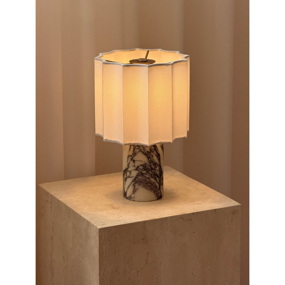Selivella Table Lamp (Built-in Battery)