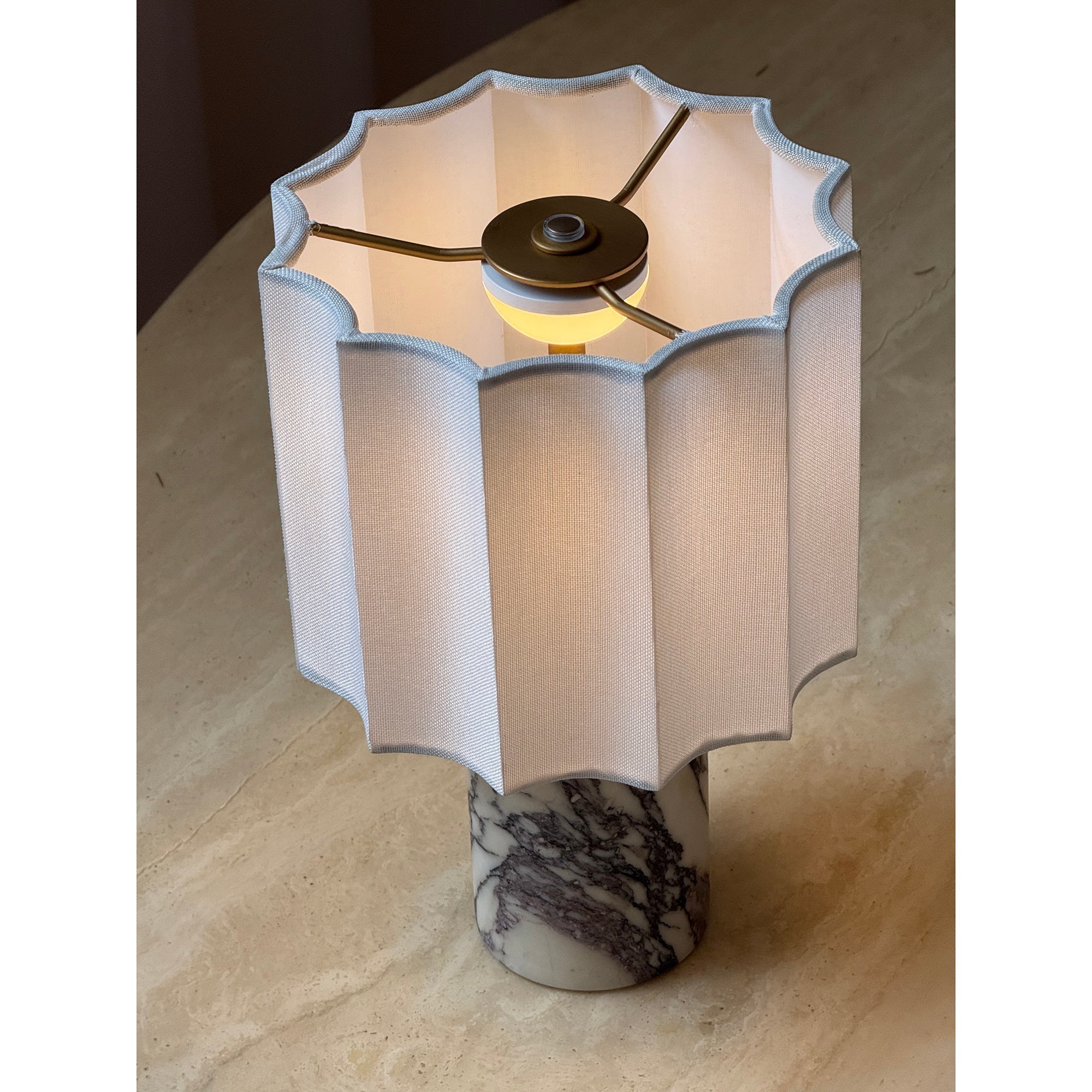 Selivella Table Lamp (Built-in Battery)