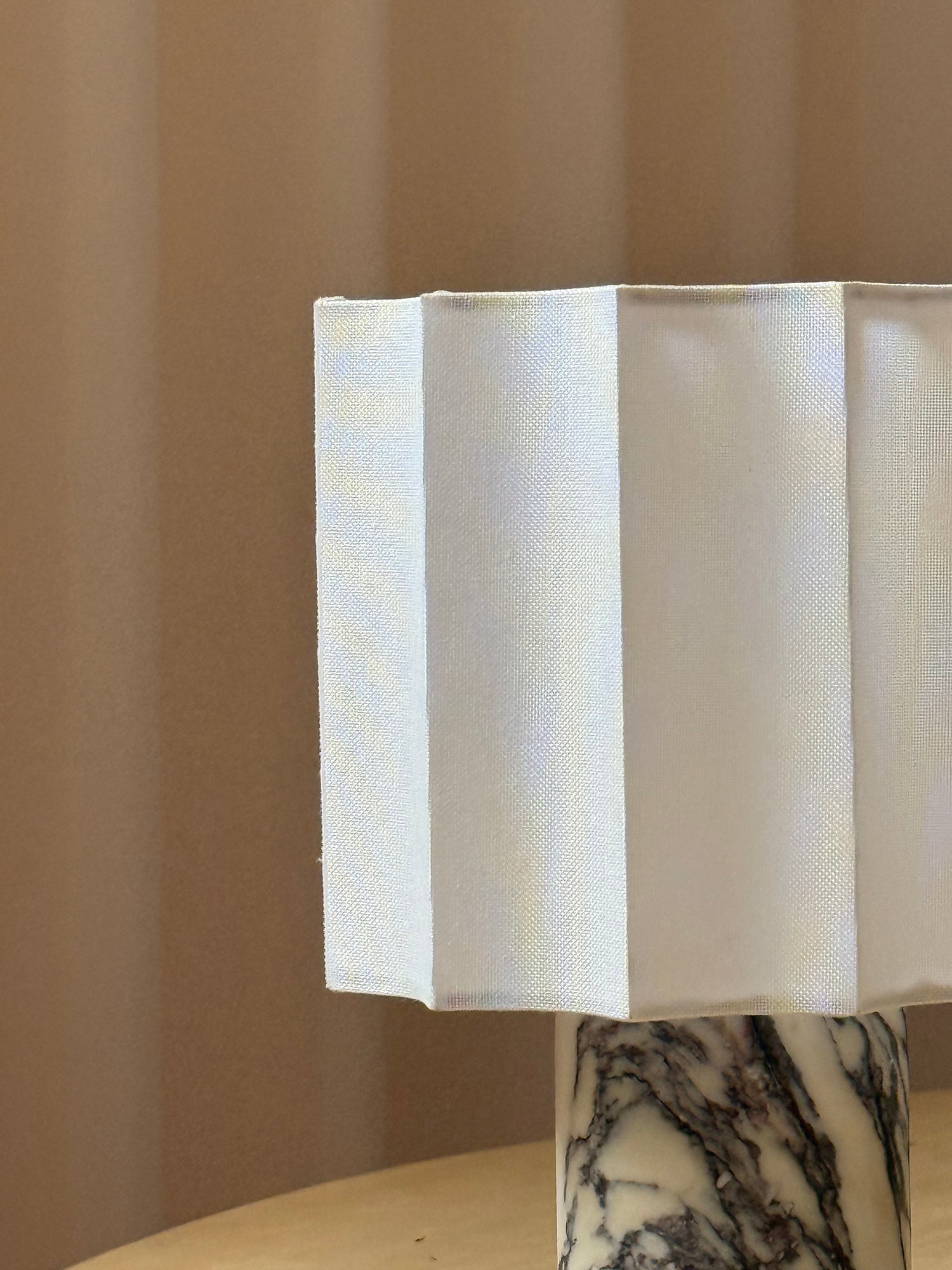 Selivella Table Lamp (Built-in Battery)