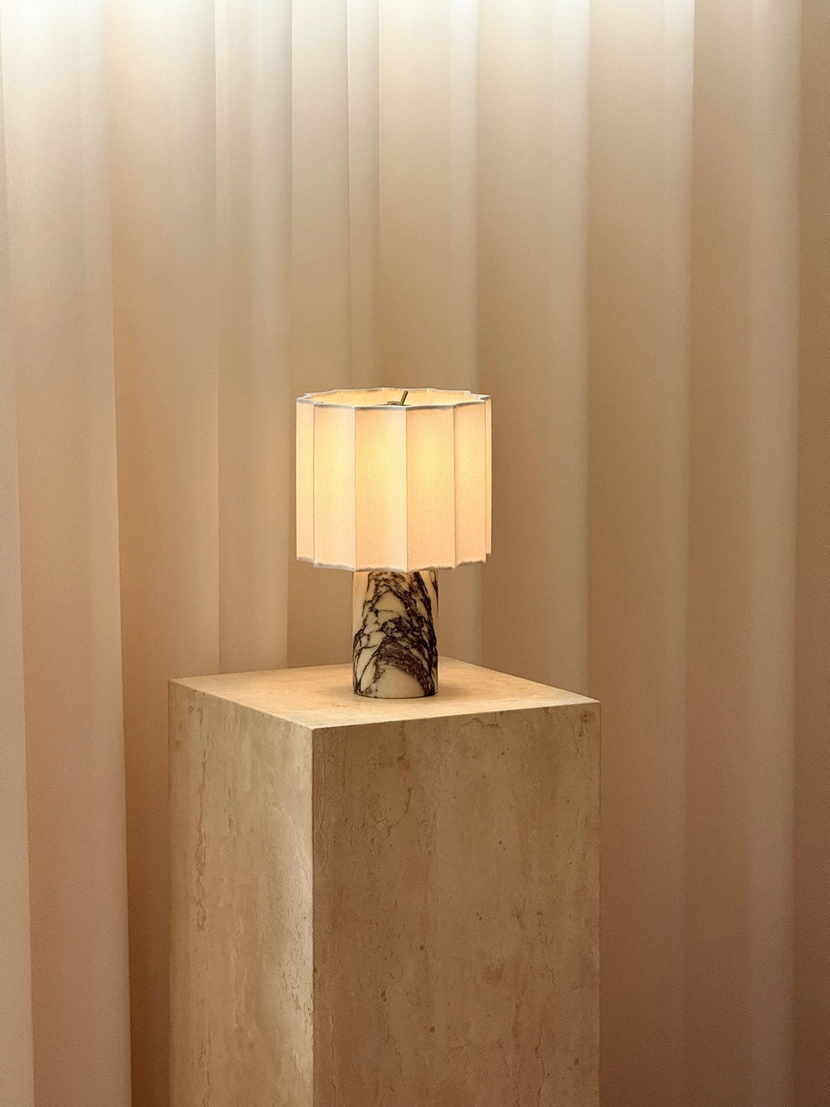 Selivella Table Lamp (Built-in Battery)