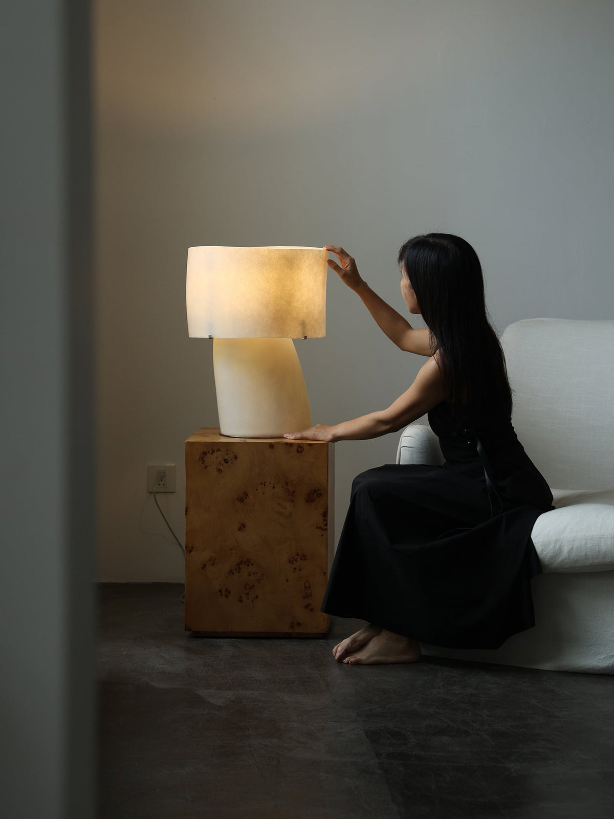 Lirvyn Table Lamp
