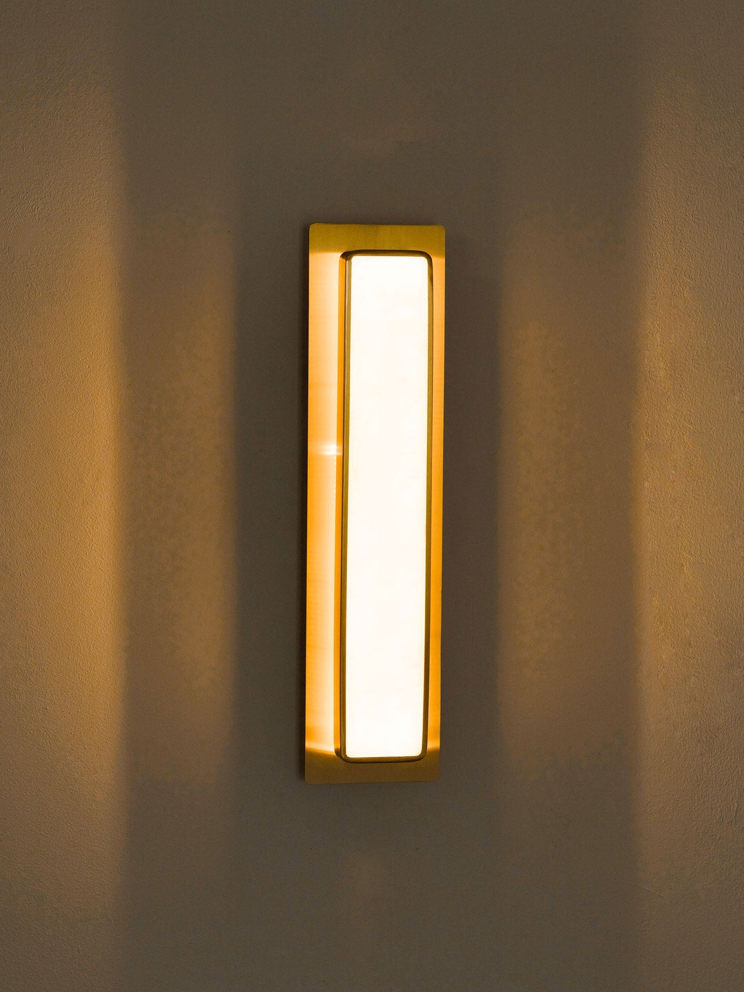 Lumimere Alabaster Indoor Wall Light