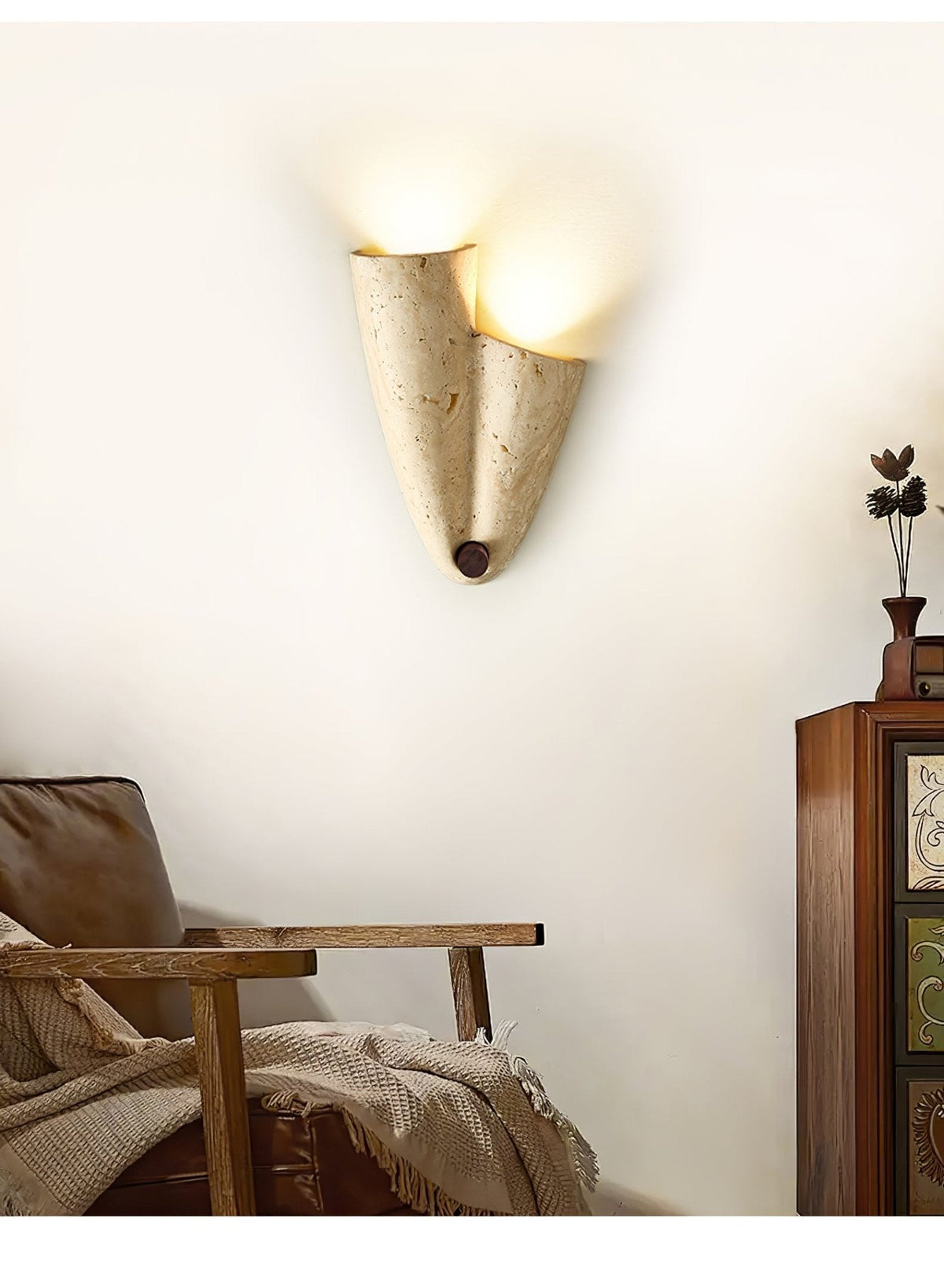 Valeliella Travertine Wall Light