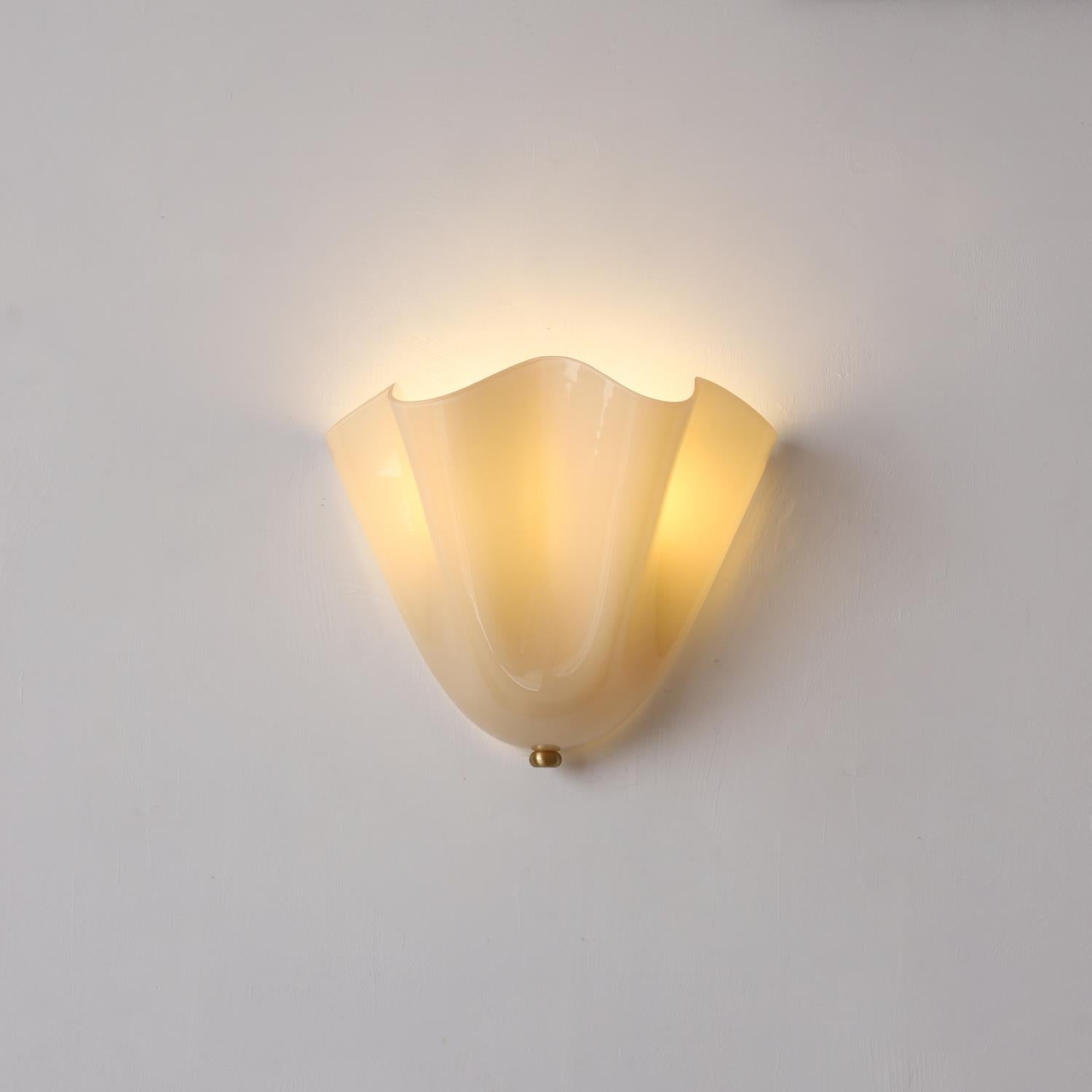 Elara Wall Lamp - Neutral Decor