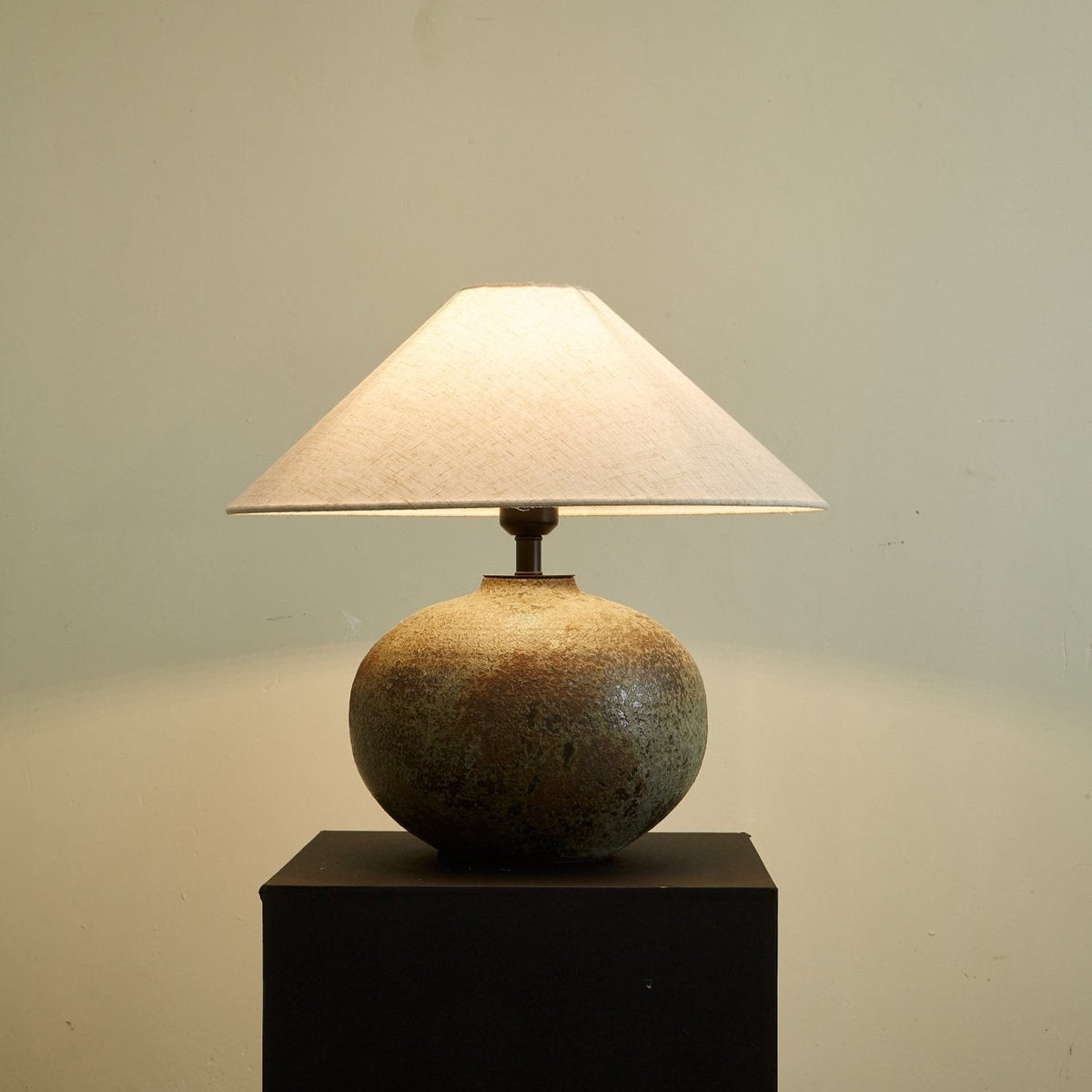 Faye Modern Ceramics Table Lamp