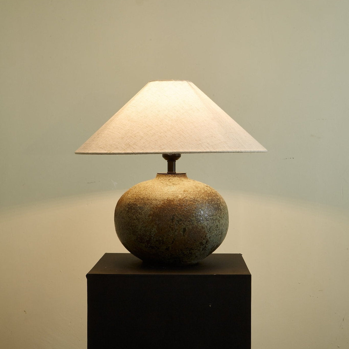 Faye Modern Ceramics Table Lamp
