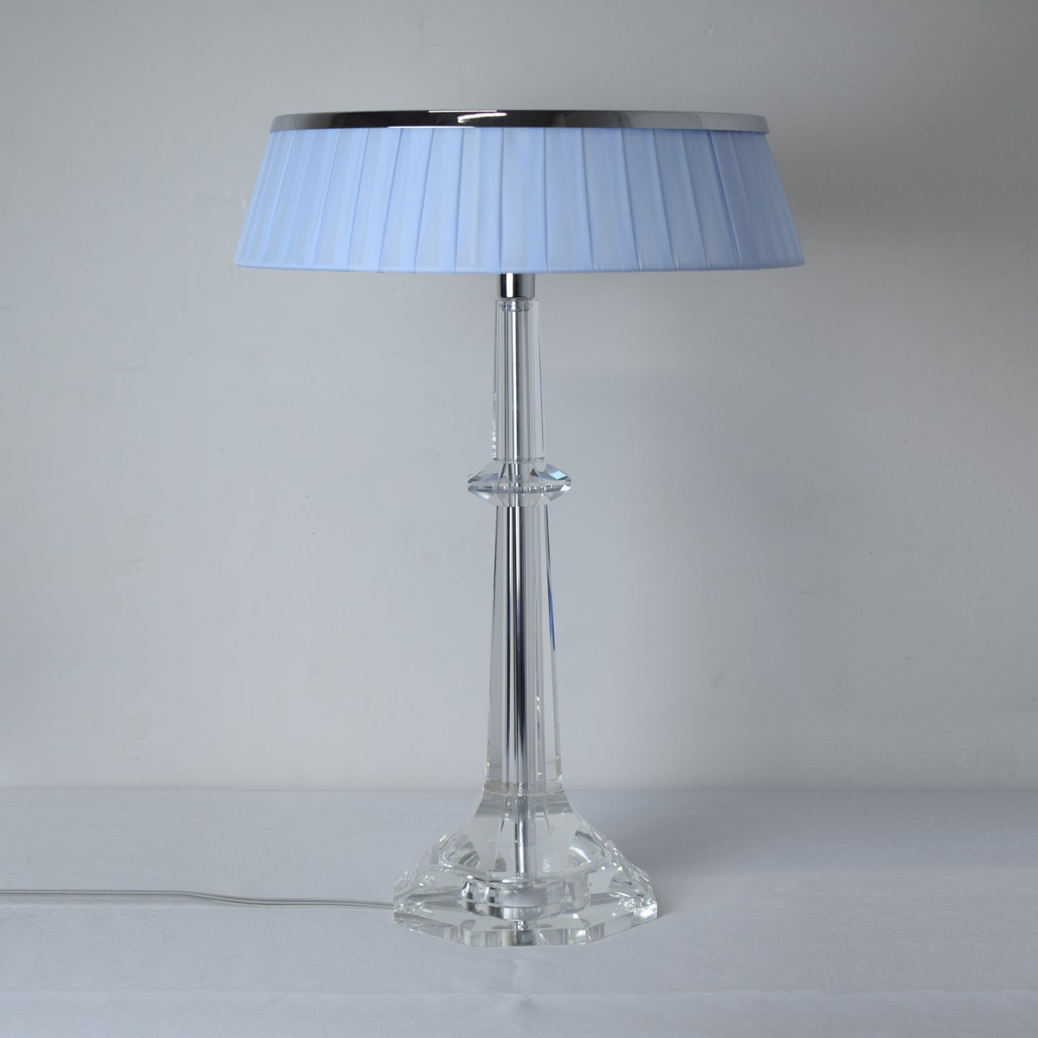 Haloza Fabric Luxurious Table Lamp