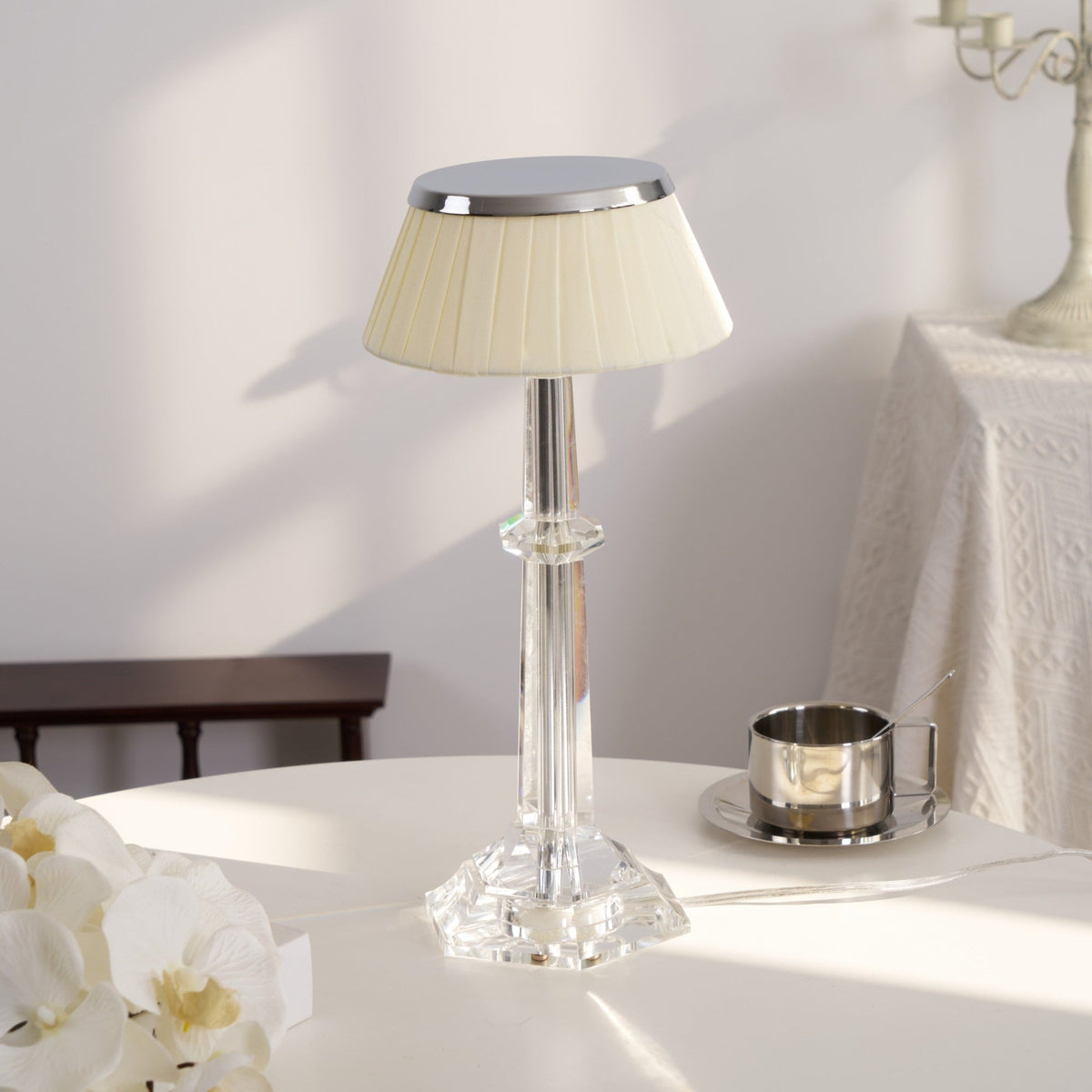 Haloza Fabric Luxurious Table Lamp