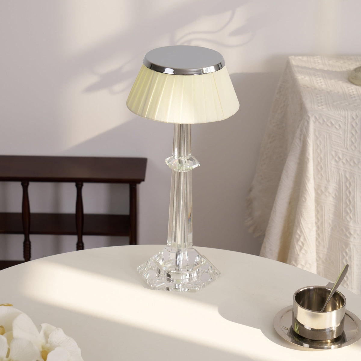 Haloza Fabric Luxurious Table Lamp