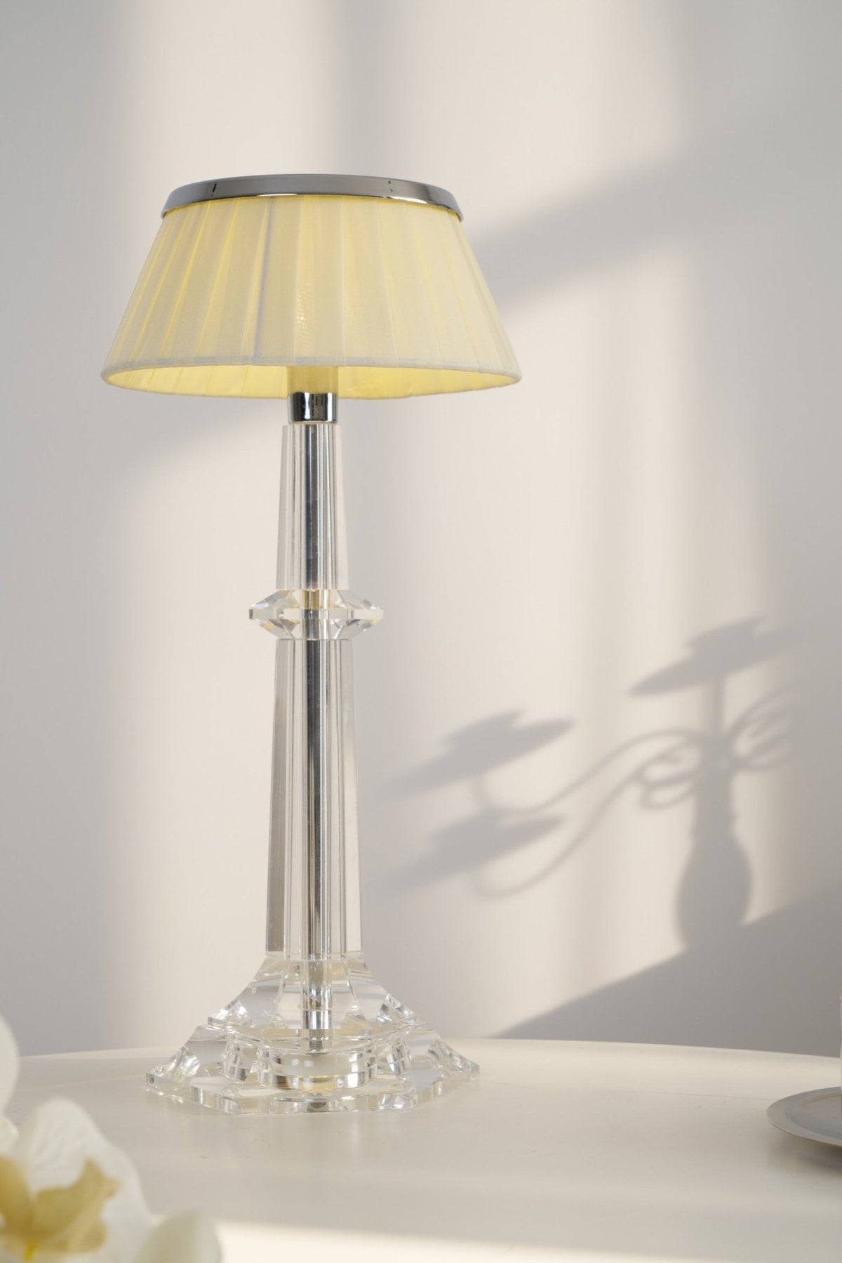 Haloza Fabric Luxurious Table Lamp