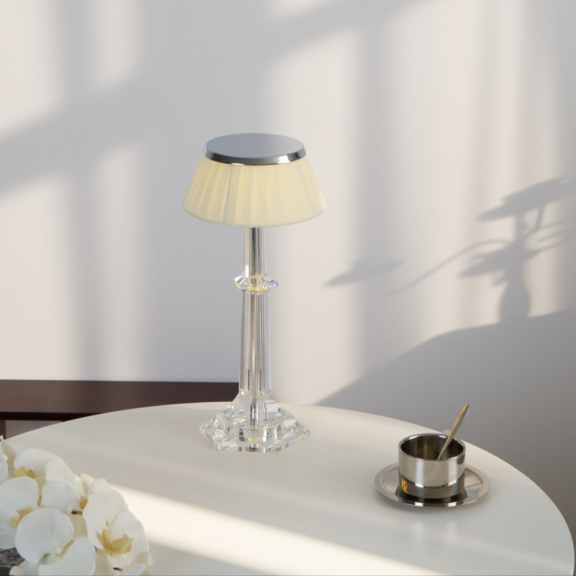 Haloza Fabric Luxurious Table Lamp