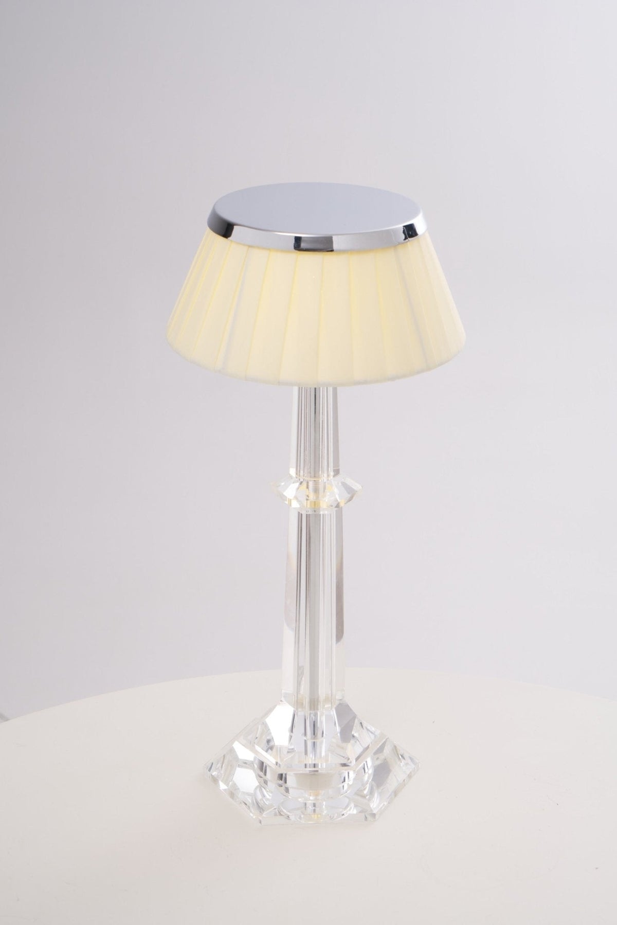 Haloza Fabric Luxurious Table Lamp