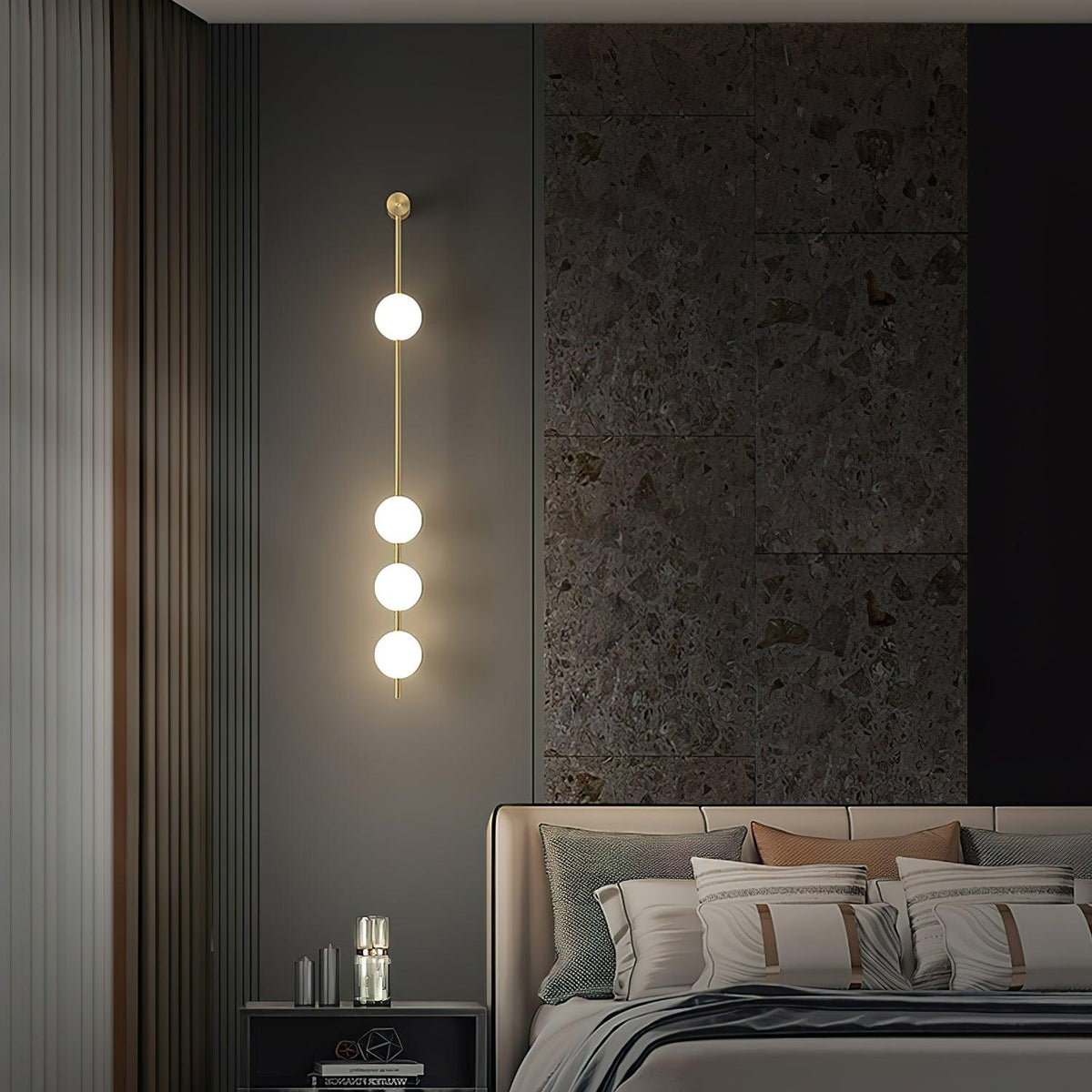 Willa Wall Lamp Vertical Balls Brass