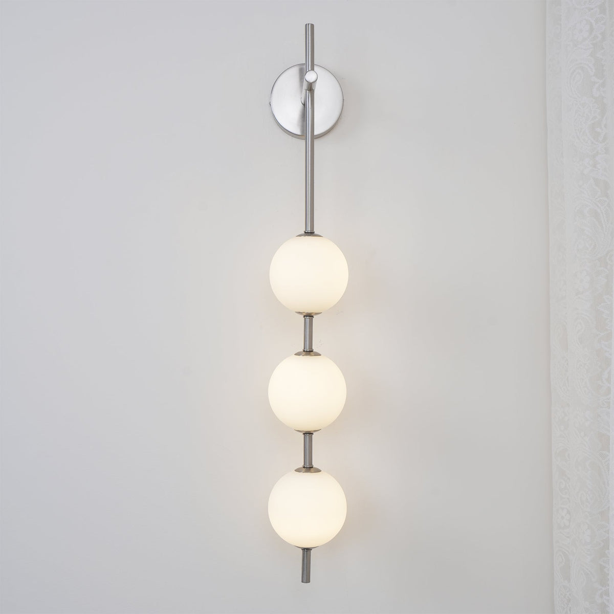 Miriiella Wall Lamp Vertical Globe Minimalist