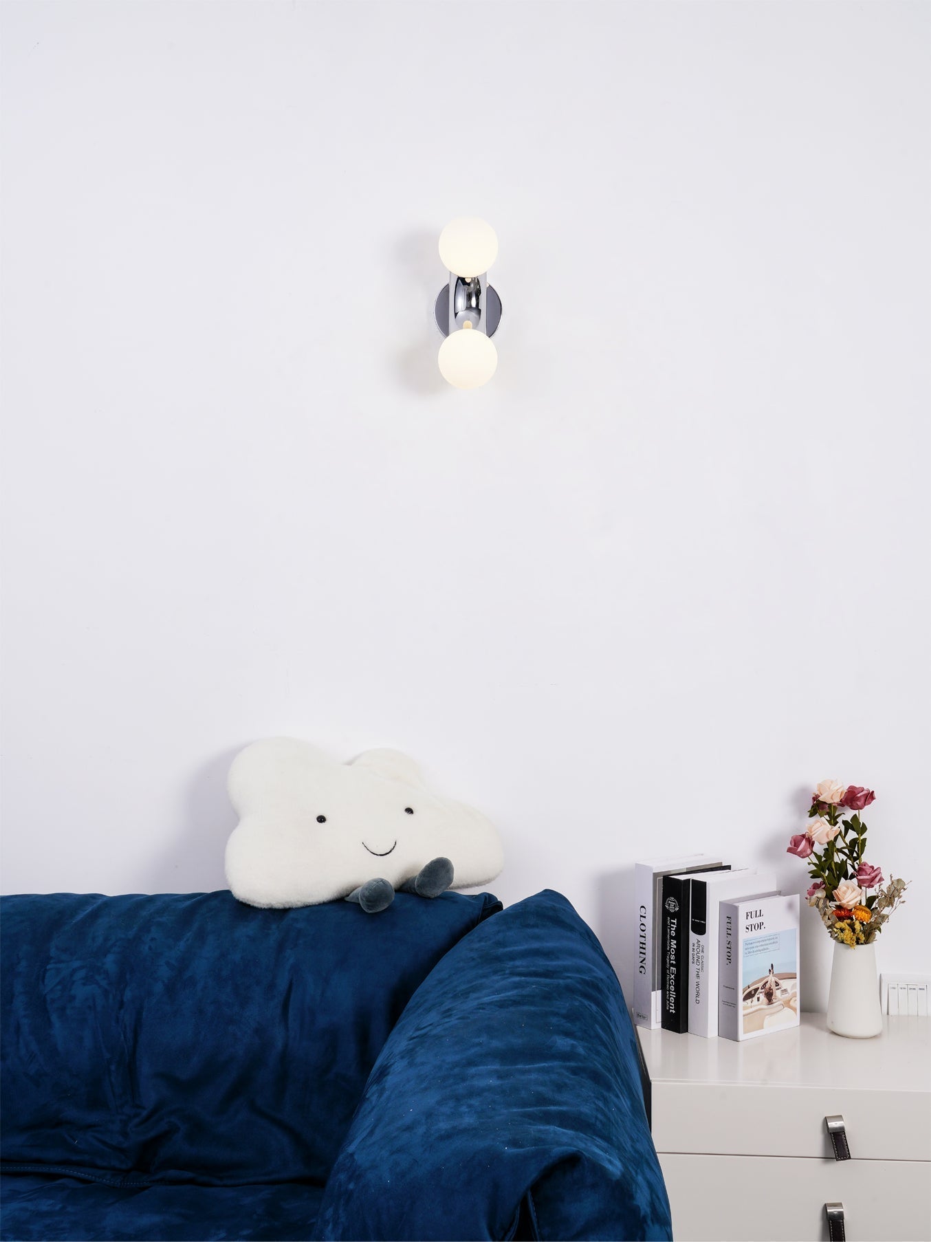 Vaelorn Premium Nordic Art Glass Wall Lamp