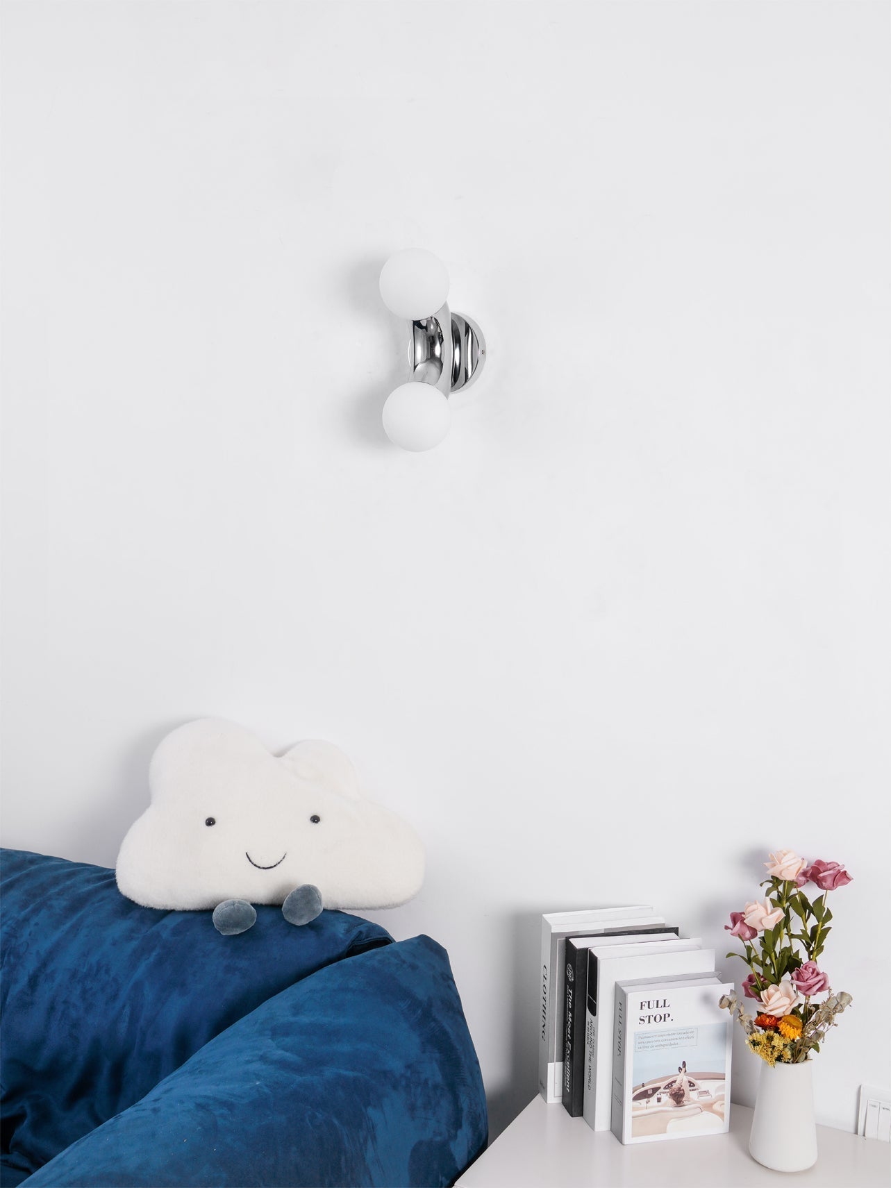 Vaelorn Premium Nordic Art Glass Wall Lamp