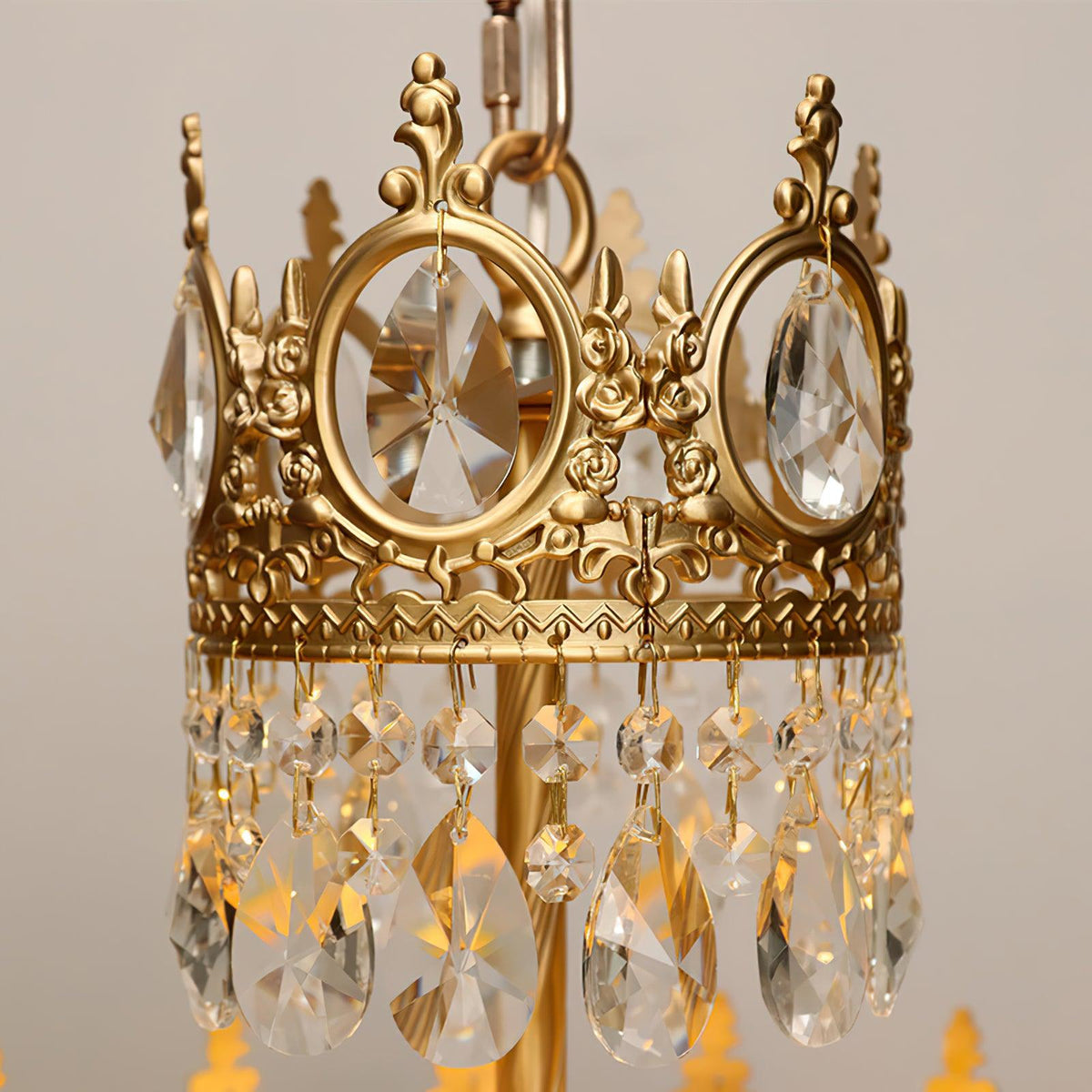 Luxeian Vintage Crystal Chandelier