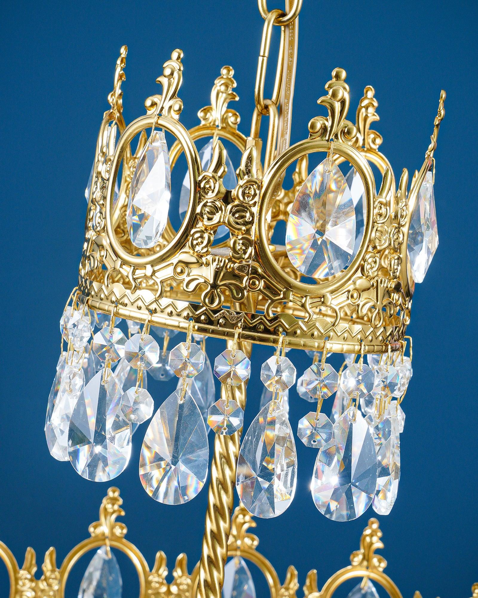 Luxeian Vintage Crystal Chandelier