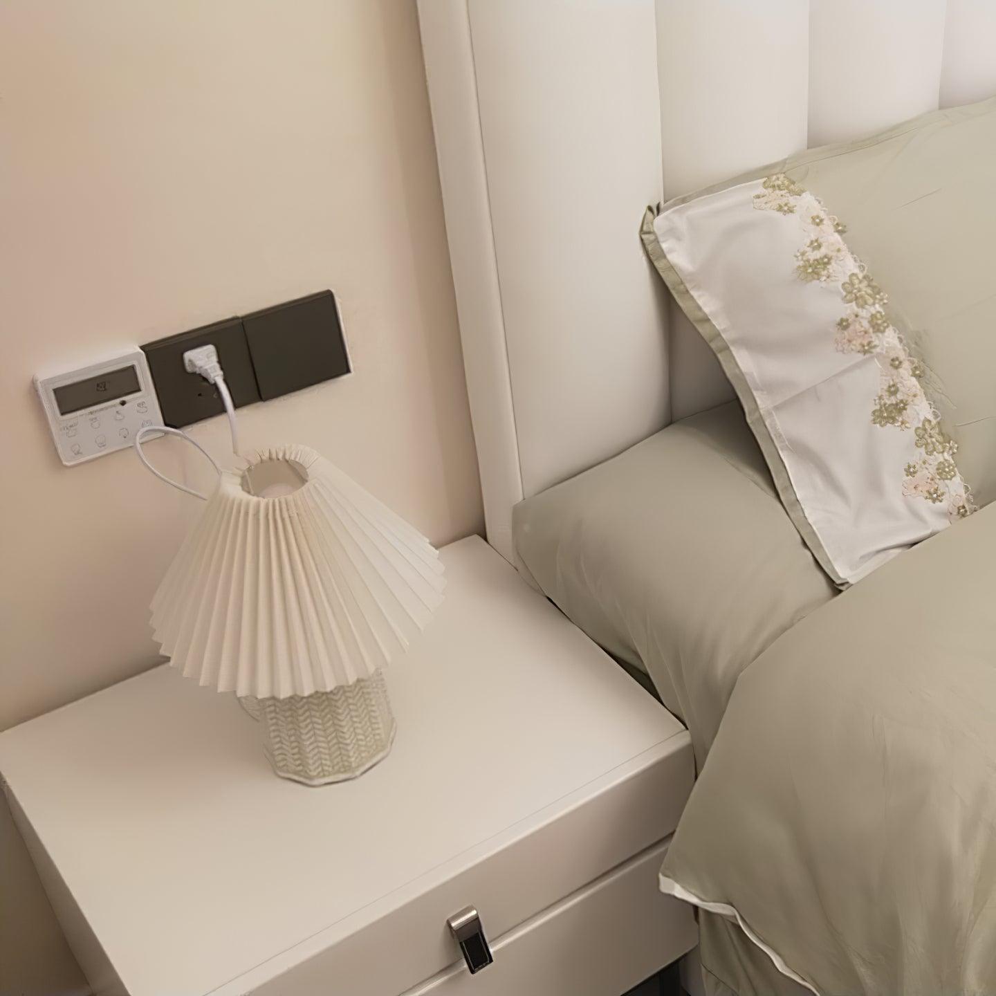 Xenlor Fabric Vintage Table Lamp