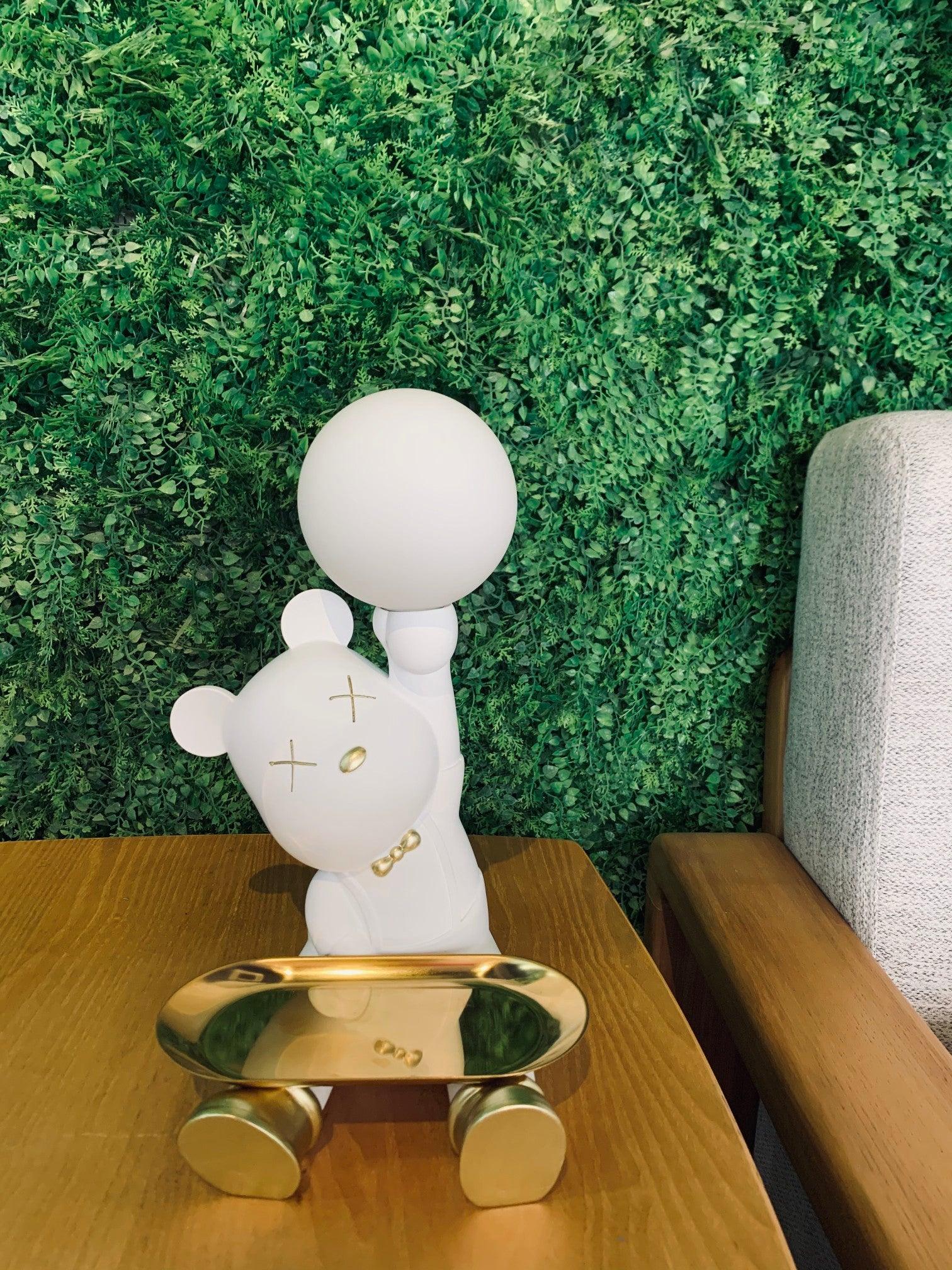Wondel Resin Artistic Desk Lamp