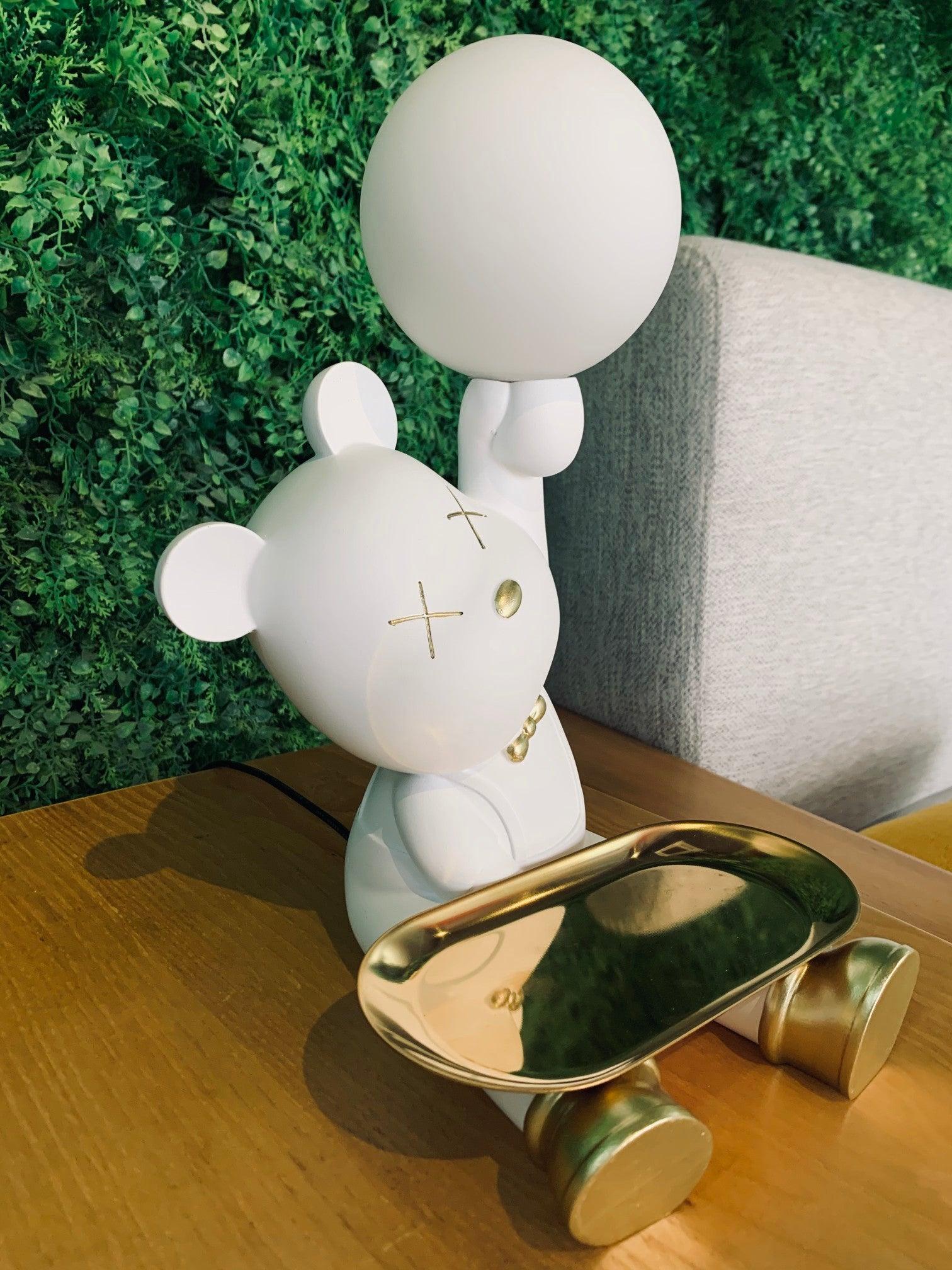 Wondel Resin Artistic Desk Lamp