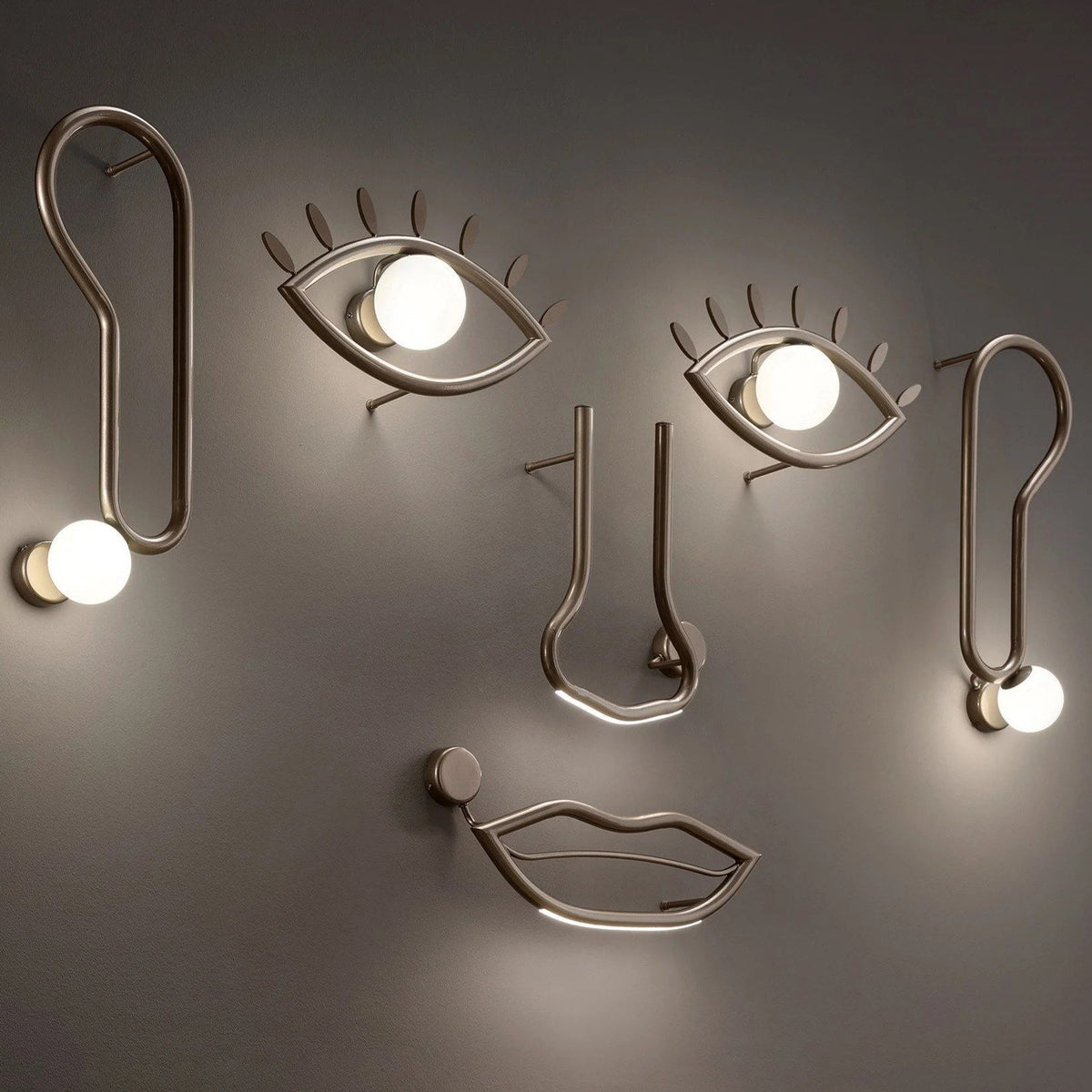 Renoriella Wall Lamp