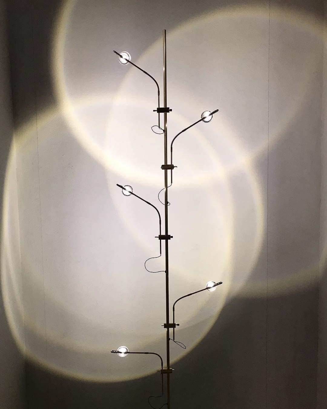 Receiv Steel Floor Lamp