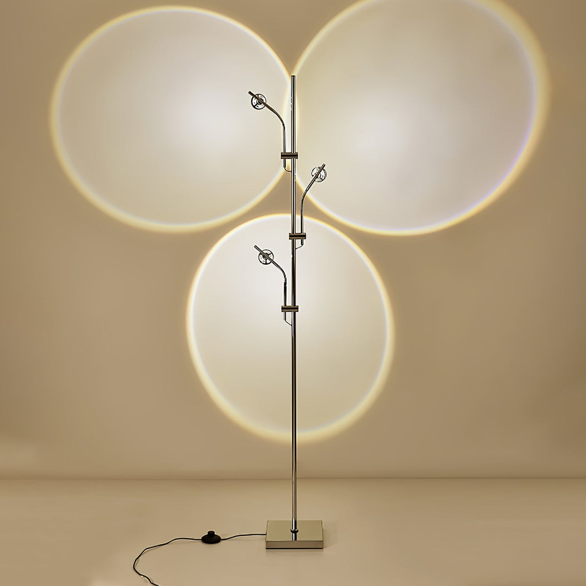 Receiv Steel Floor Lamp