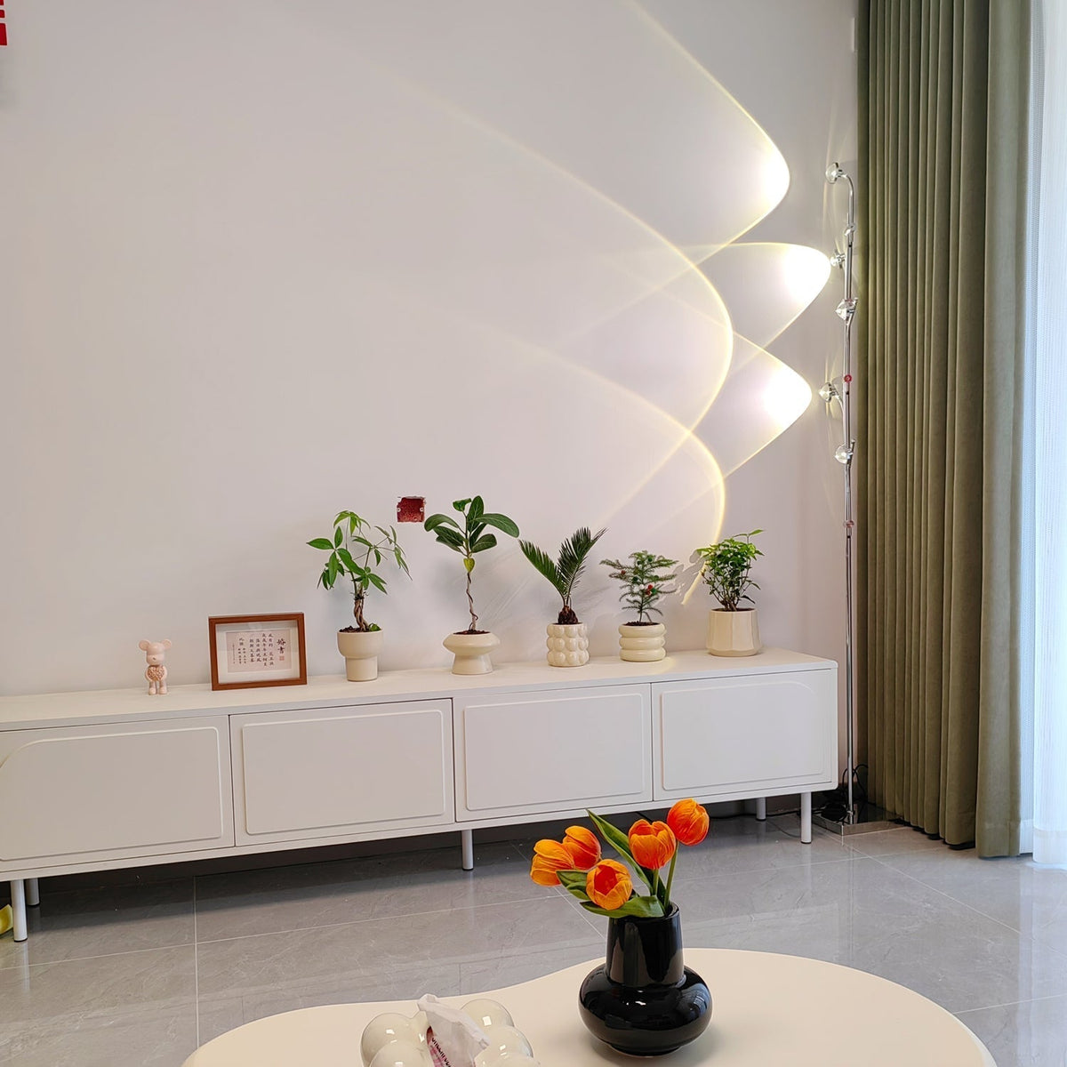 Receiv Steel Floor Lamp