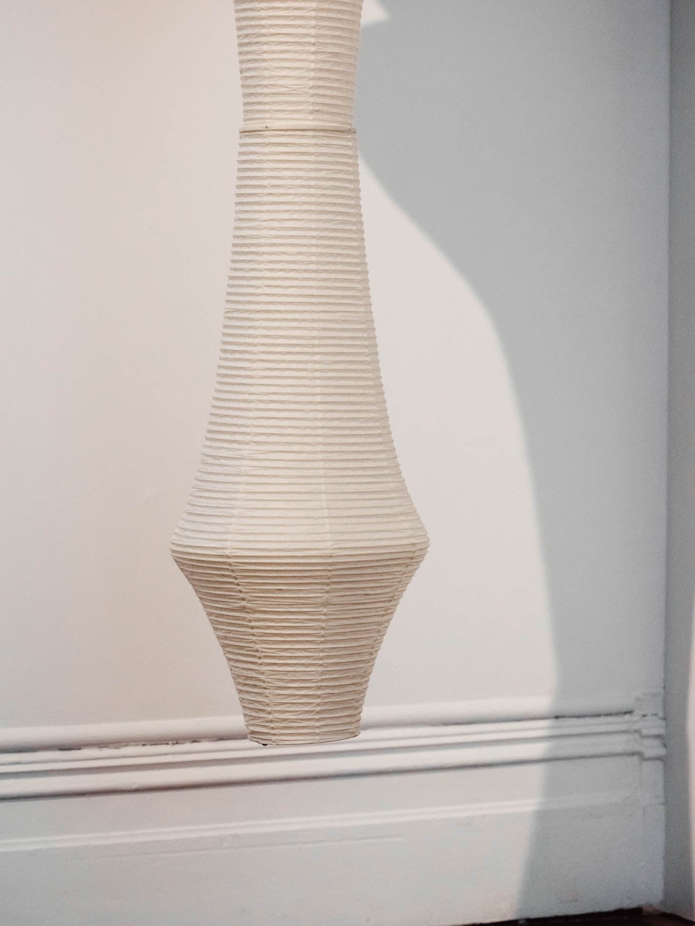 Lunalelia Paper Artistic Pendant Light