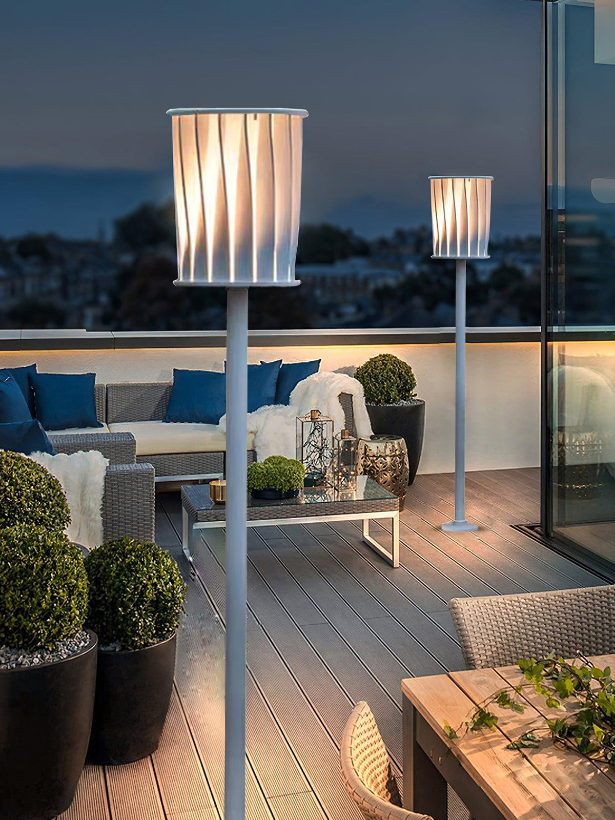 Flare Modern Aluminum Outdoor Light