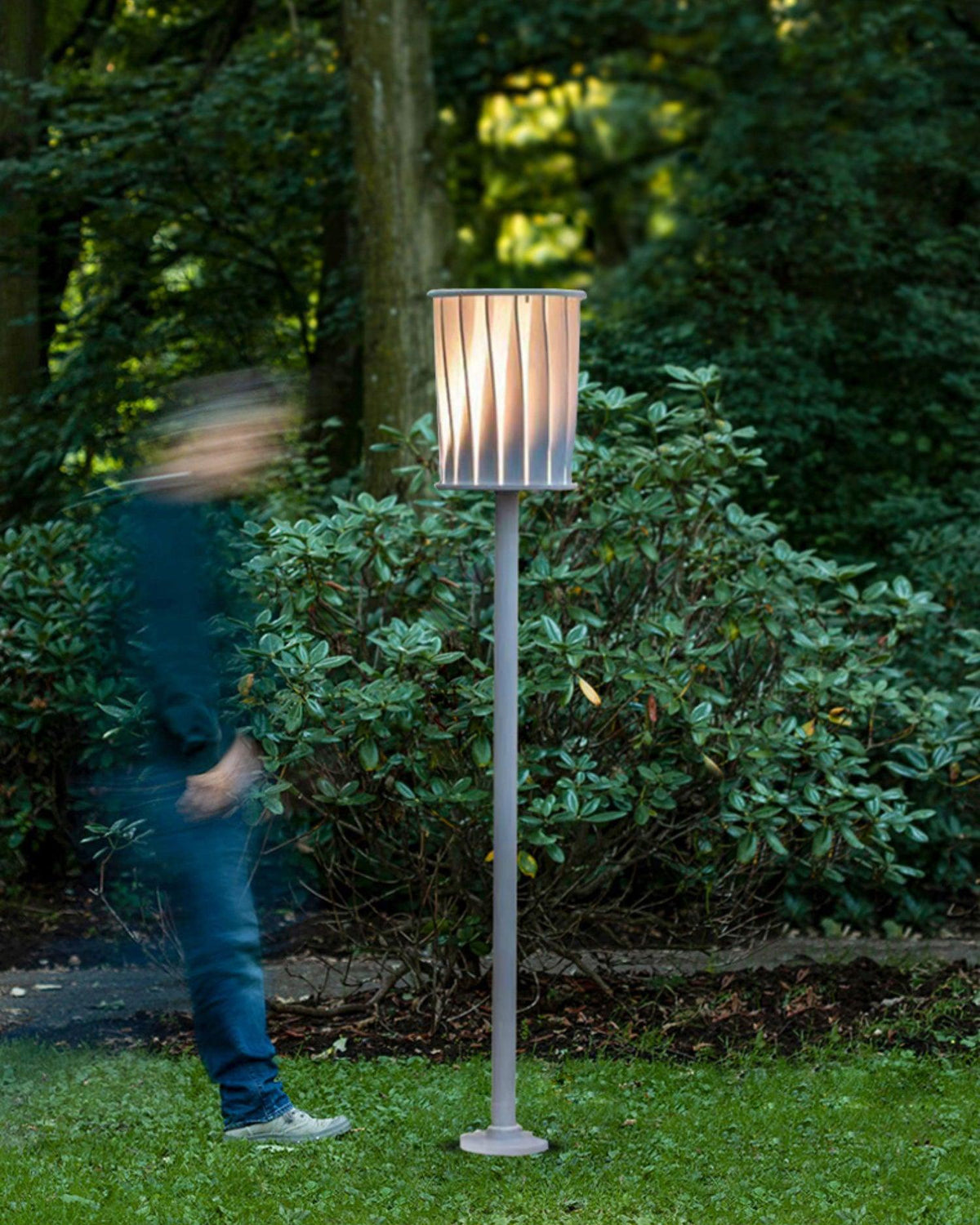 Flare Modern Aluminum Outdoor Light