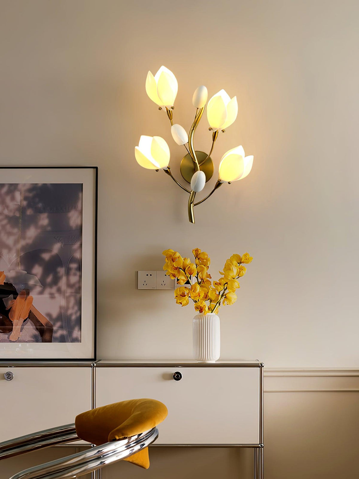 Dirixa Magnolia Elegance Ceramic Wall Lamp