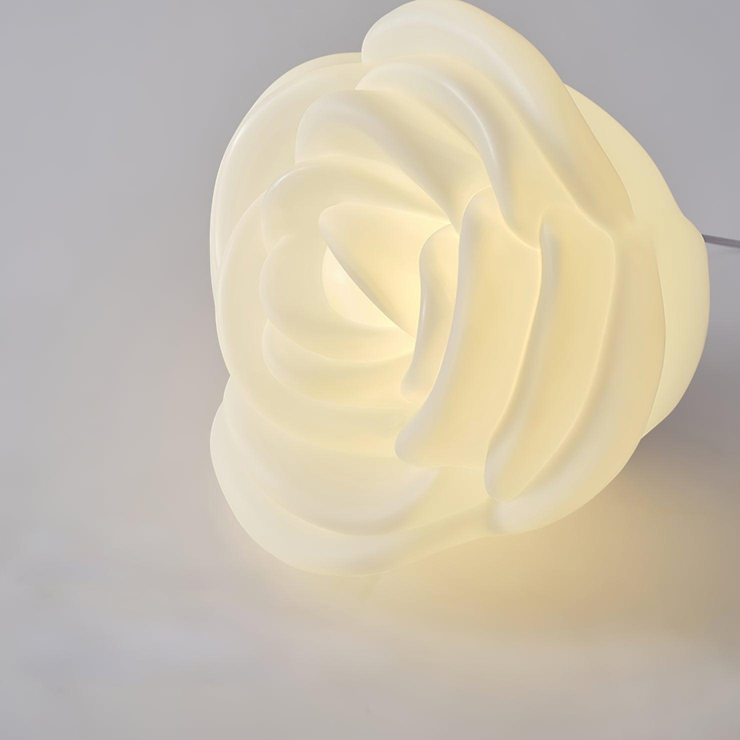 Rosebud Elegant Table Lamp