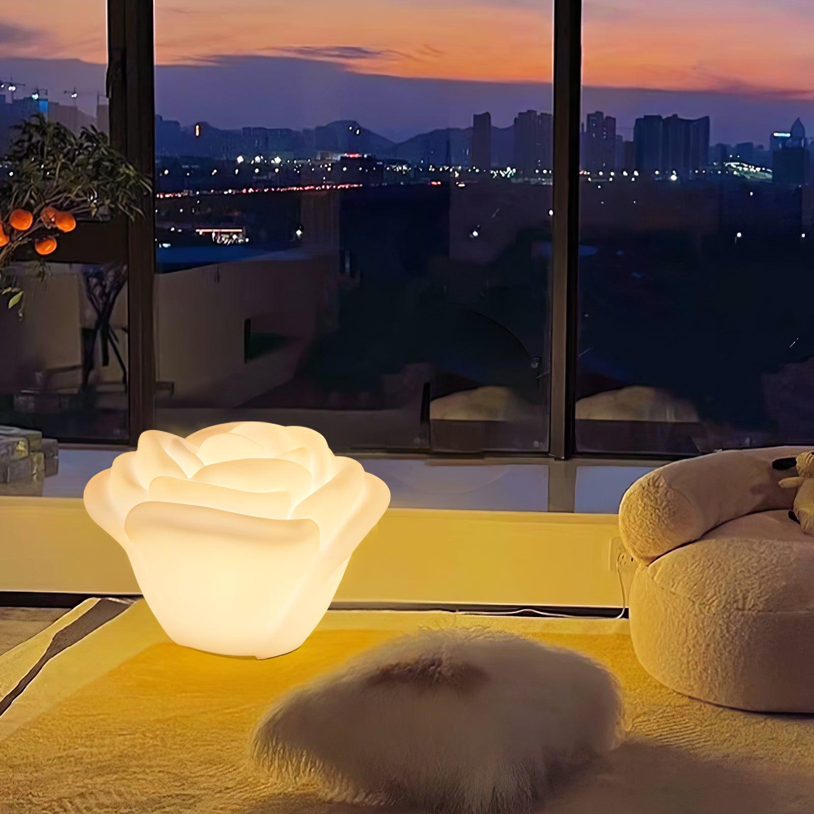 Rosebud Elegant Table Lamp