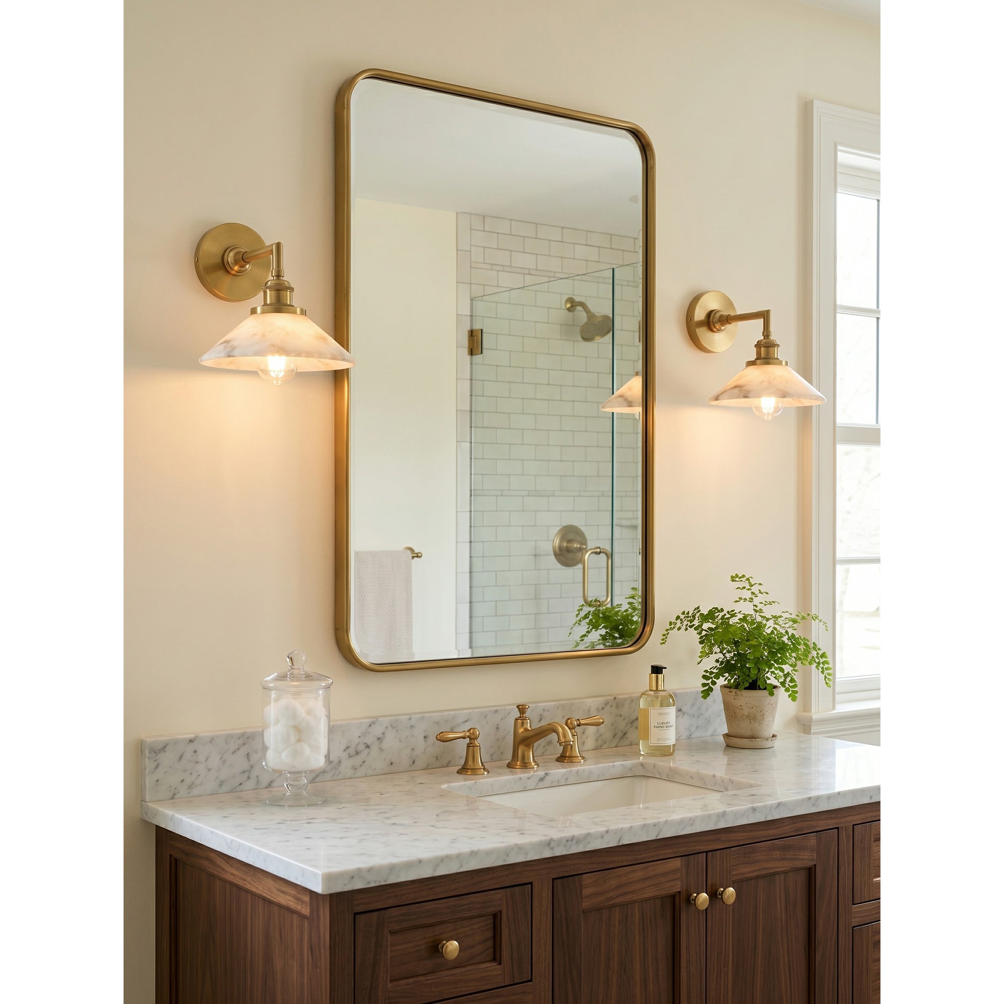 Nivenina Alabaster Wall Sconce