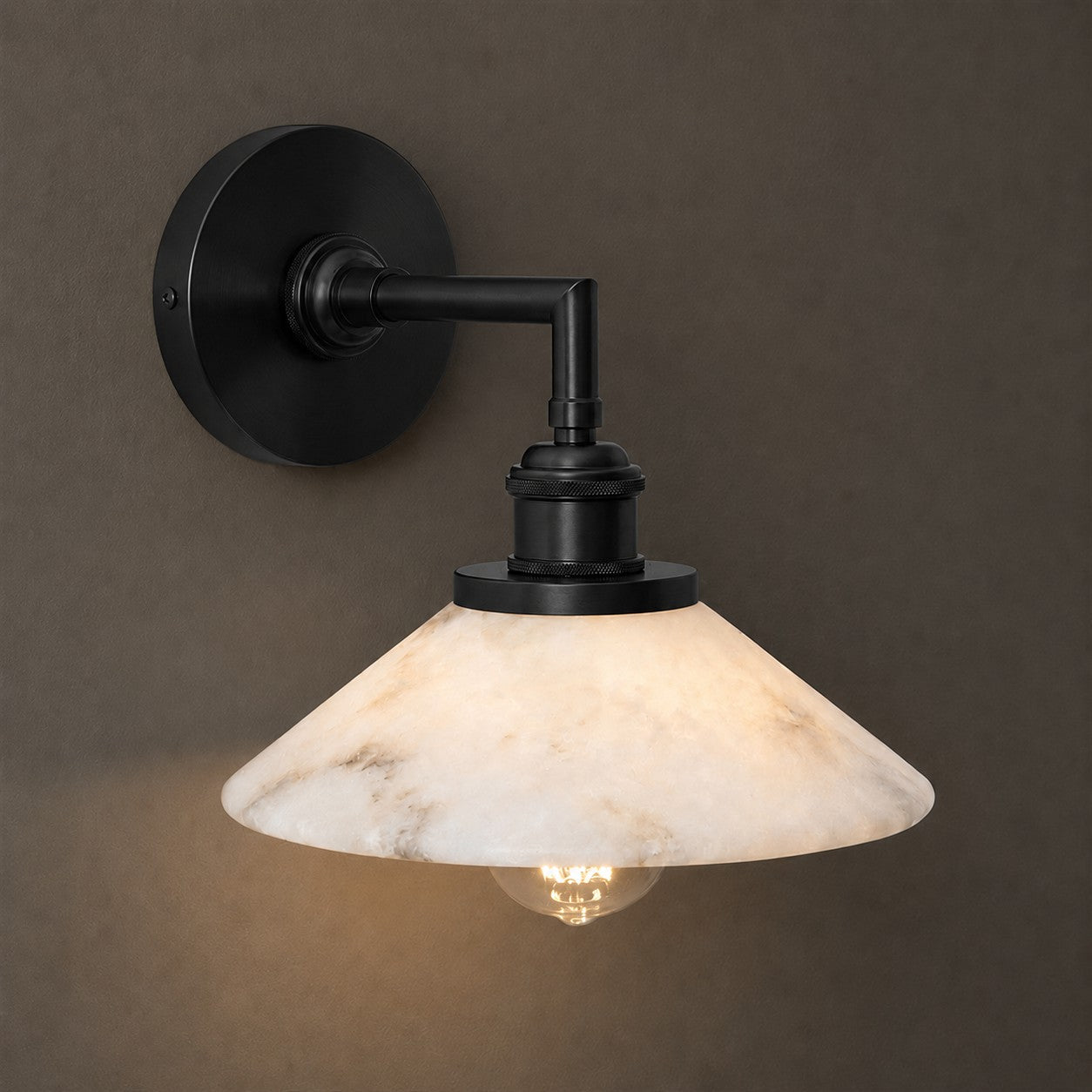 Nivenina Alabaster Wall Sconce