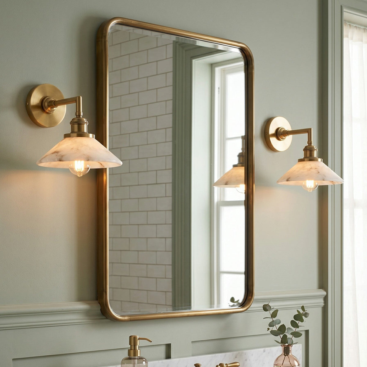 Nivenina Alabaster Wall Sconce