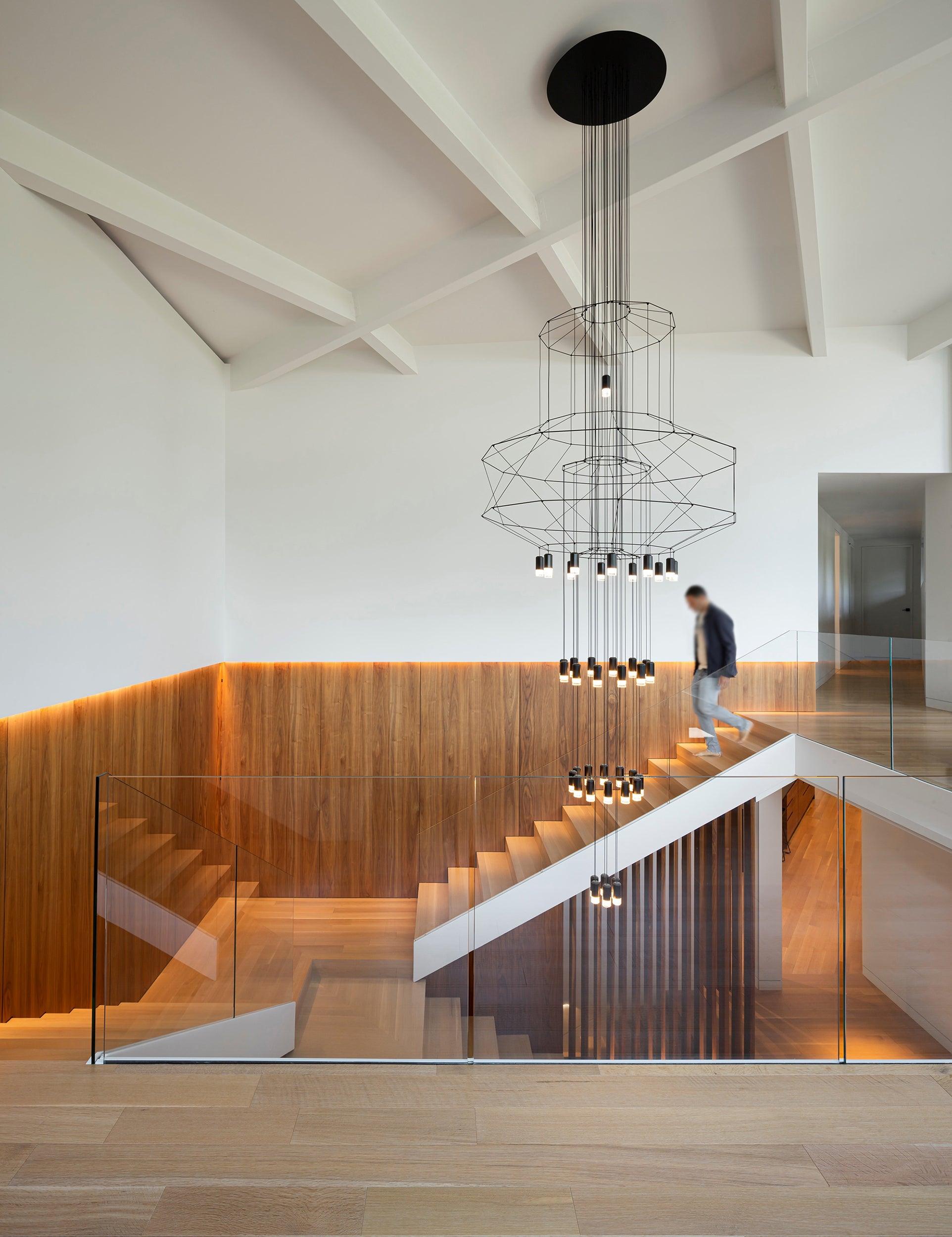Tevenq Chandelier Lines Black Wireframe LED