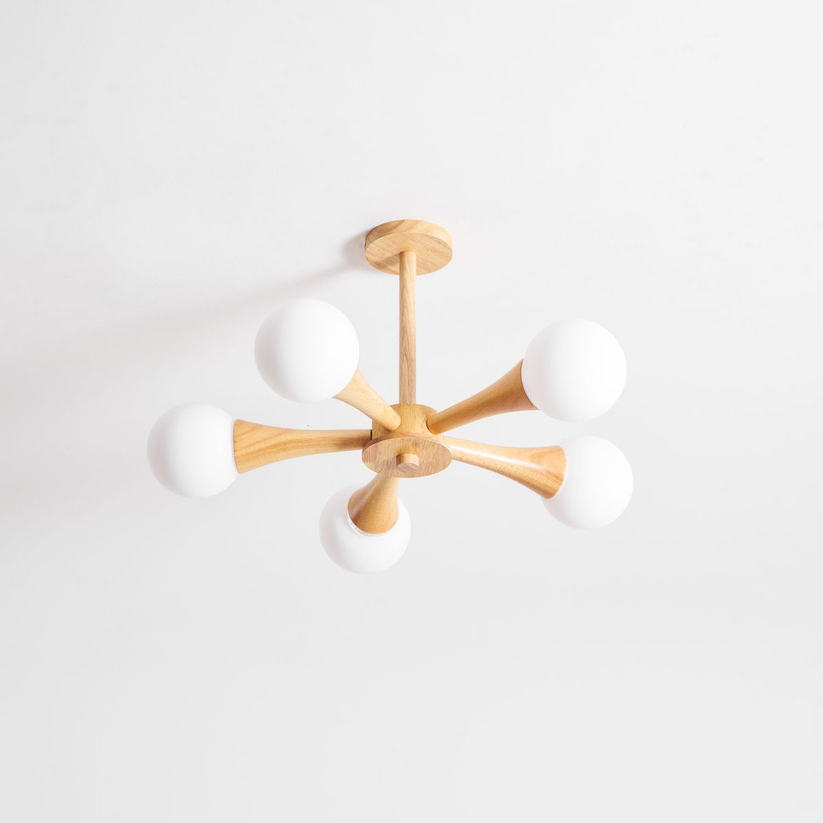 Briarshire Wooden Nera Chandelier