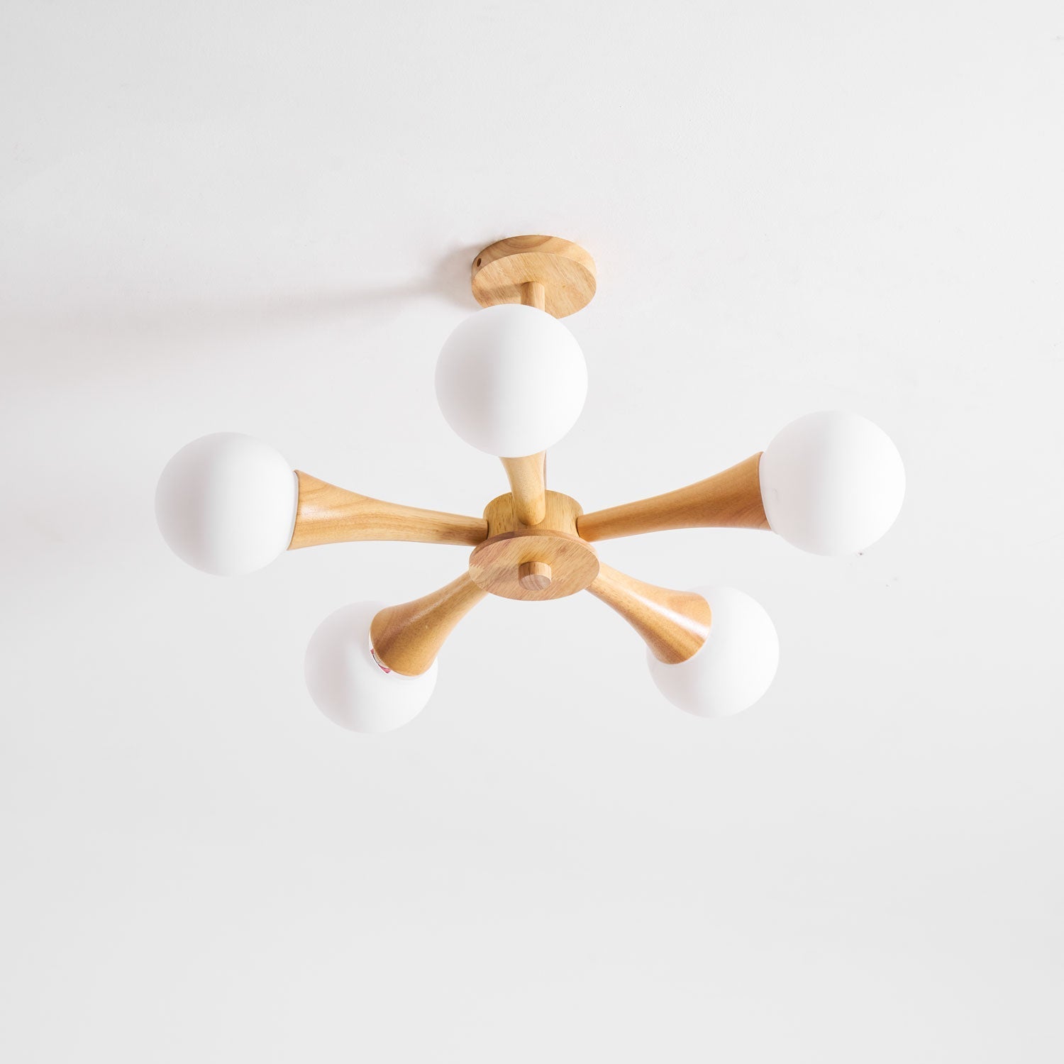 Briarshire Wooden Nera Chandelier