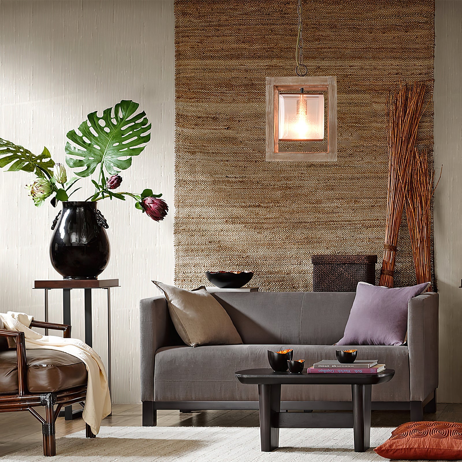 Sylaette Wooden Globe Pendant Lamp