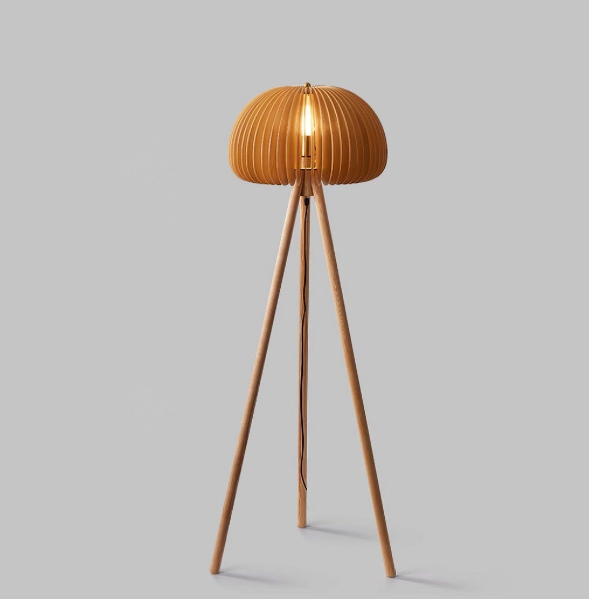 Zetalyre Wooden Tripod Floor Lamp