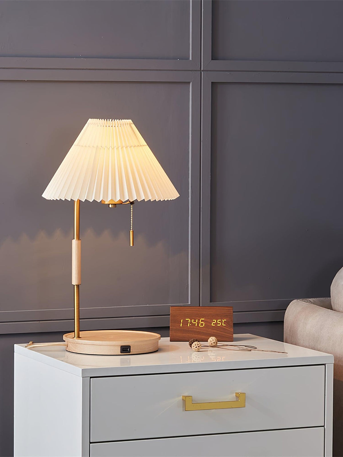 Vellain Retro Table Lamp