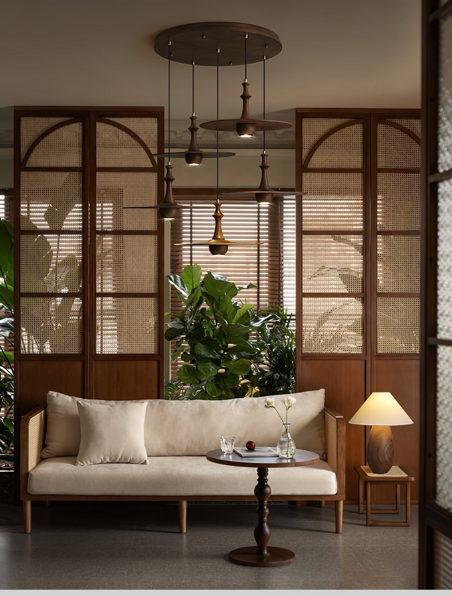 Spindle Wooden Spin Pendant Light