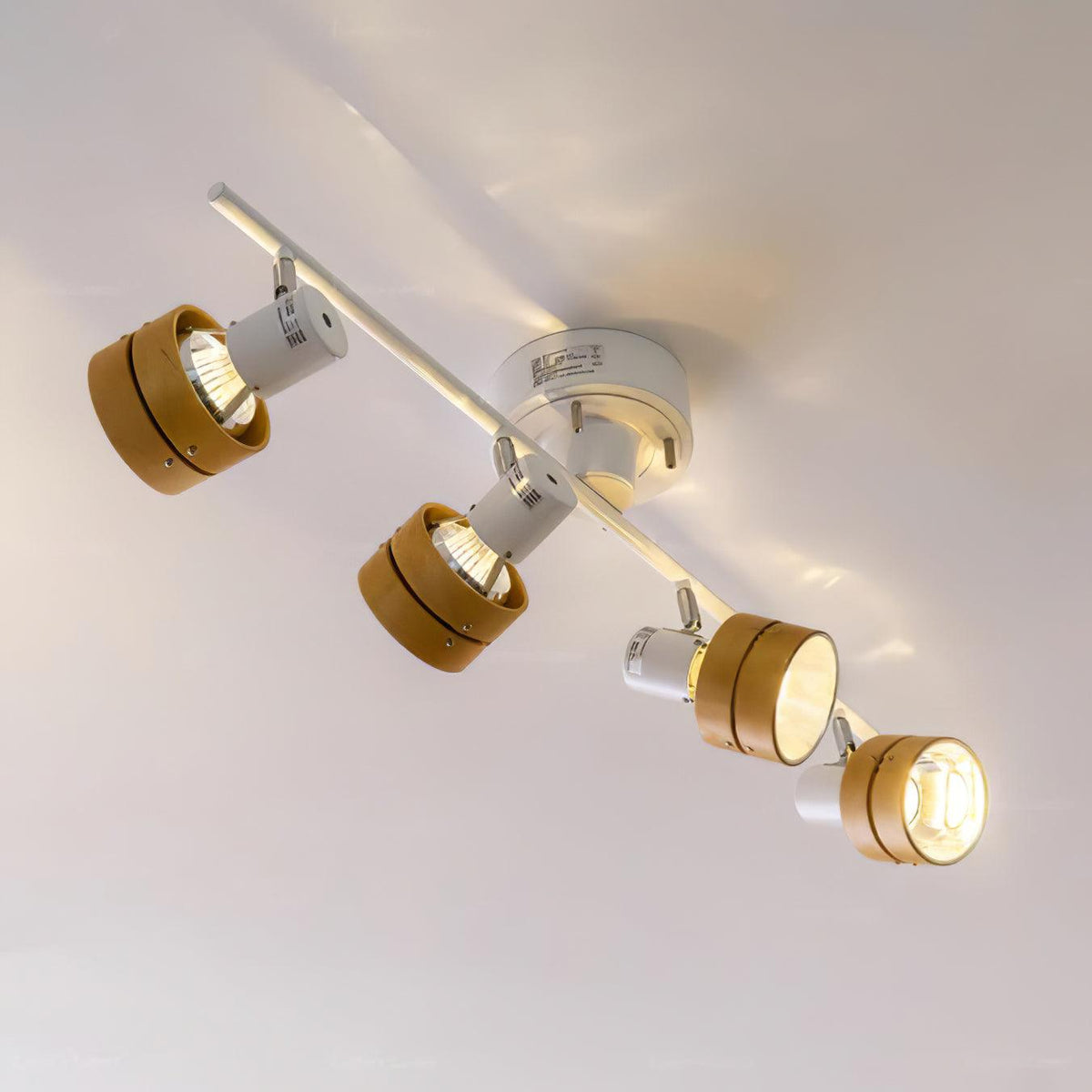 Elsorila Elegance Adjustable Spot Wooden Ceiling Lamp