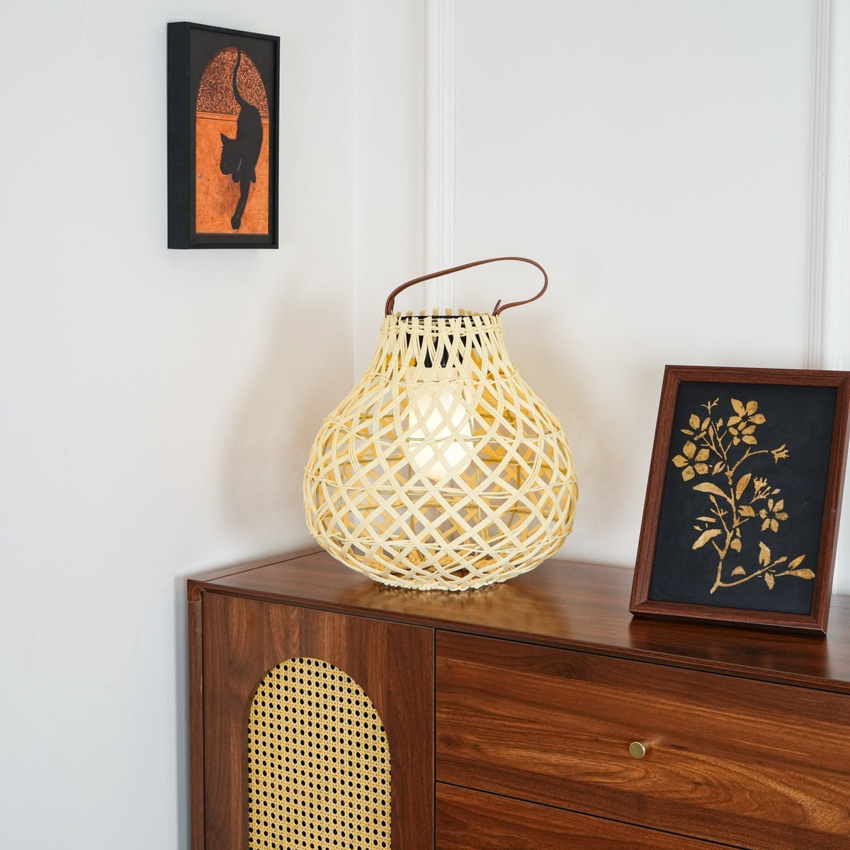 Isenor Woven Sphere Lantern Outdoor Lamp